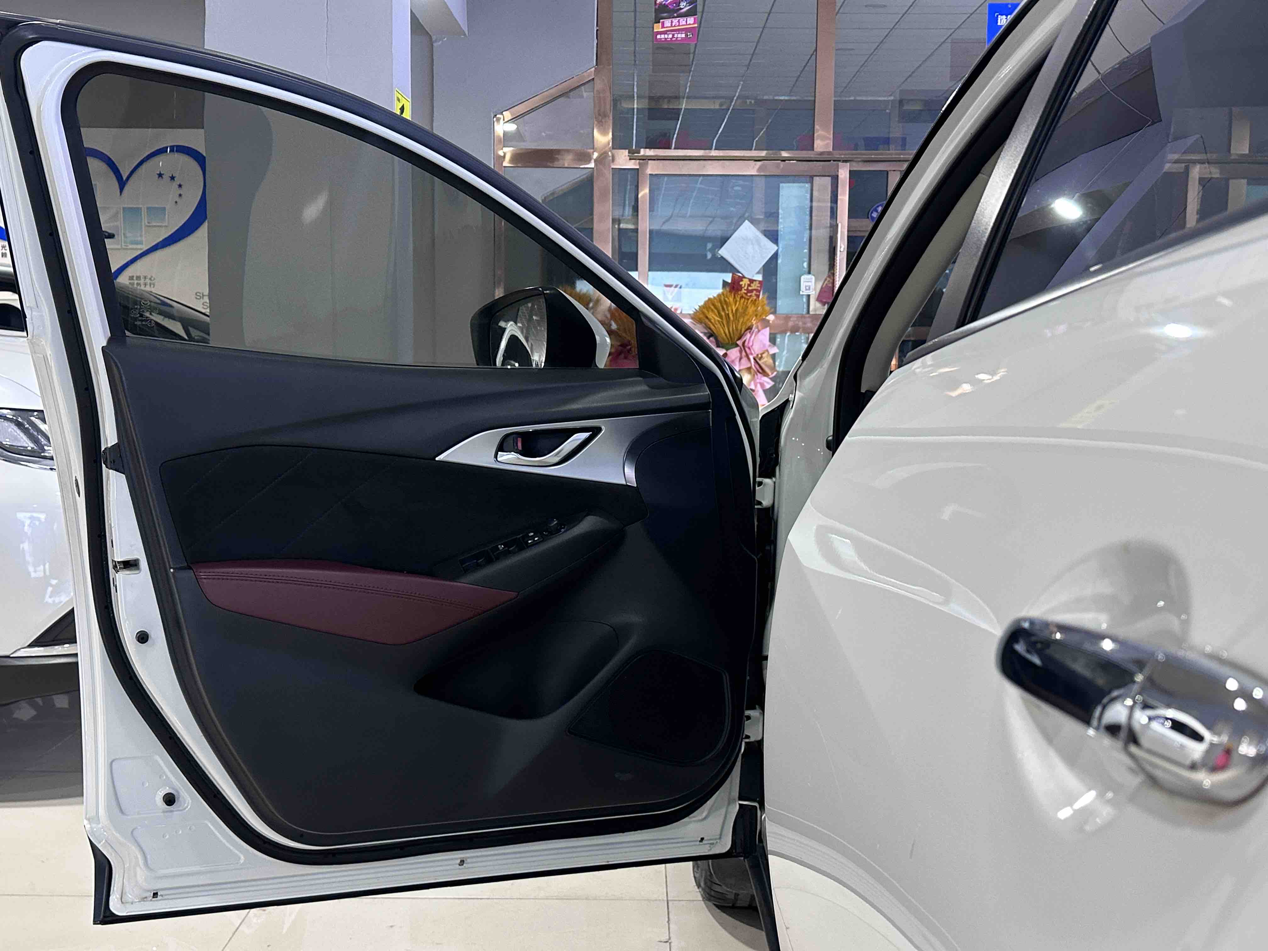 Mazda CX-3 2018 صورة سيارة #7