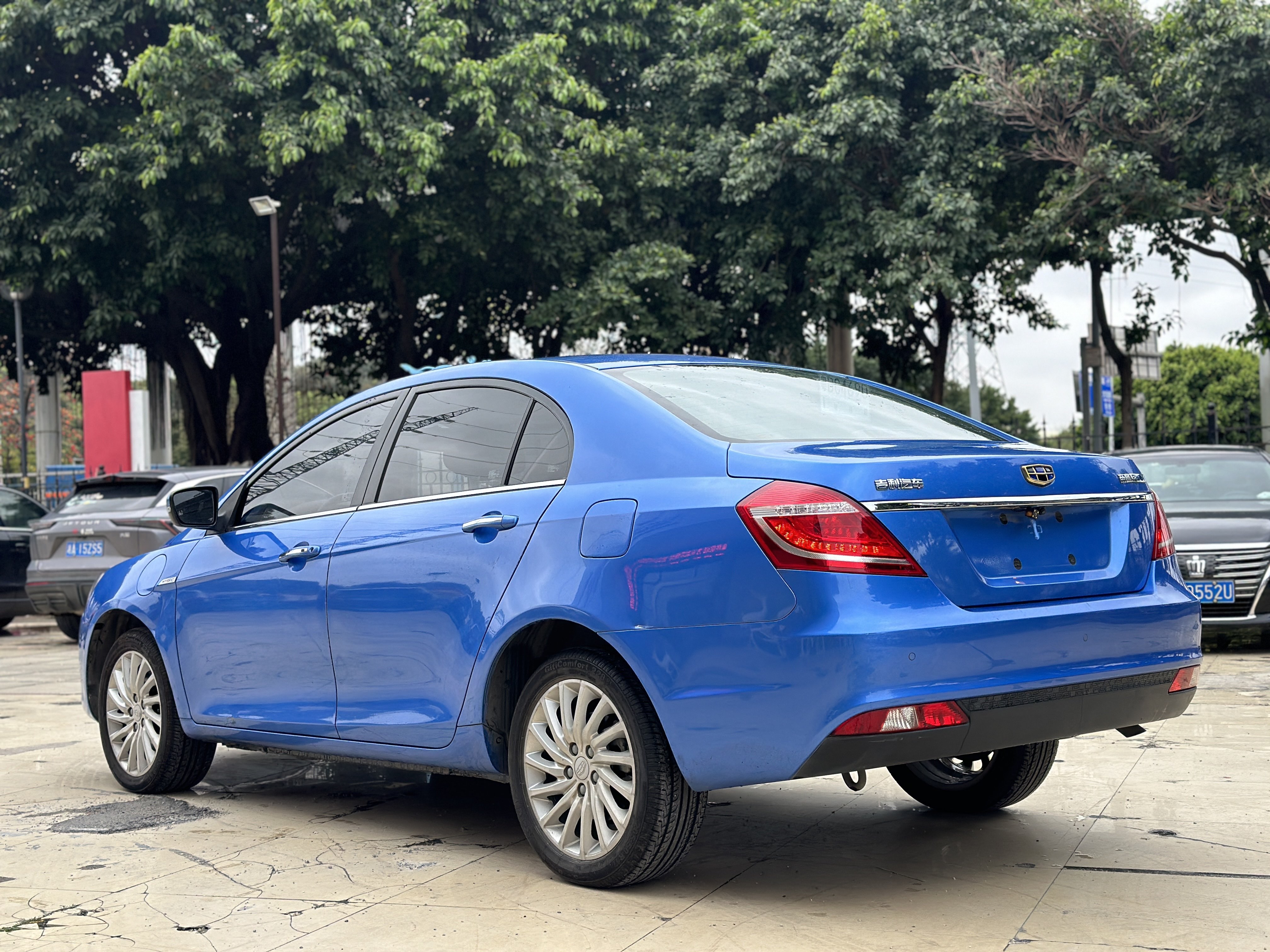 GEELY 2018 #7 GEELY 2018 car image #7