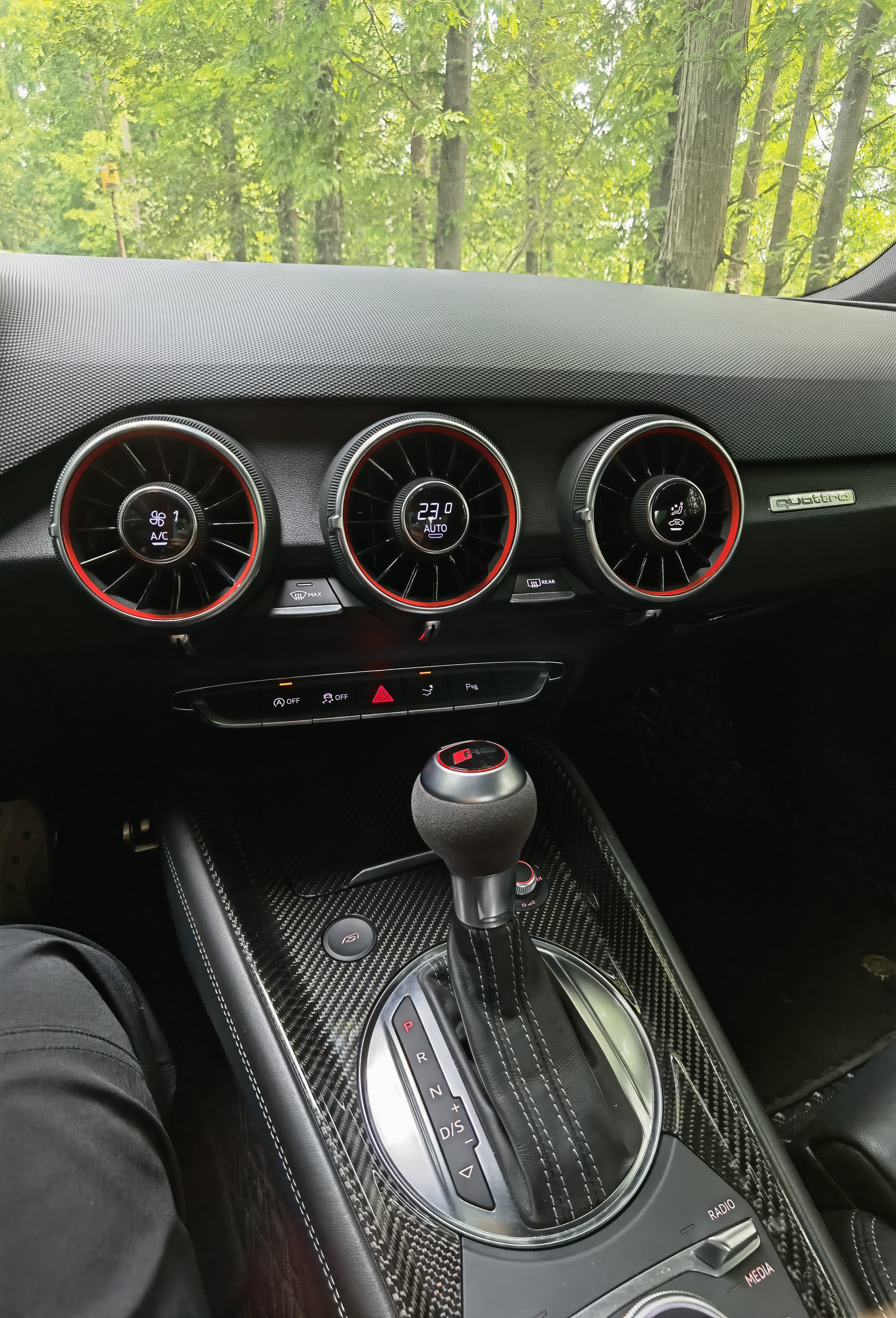 Audi TT RS 2020 car image #7