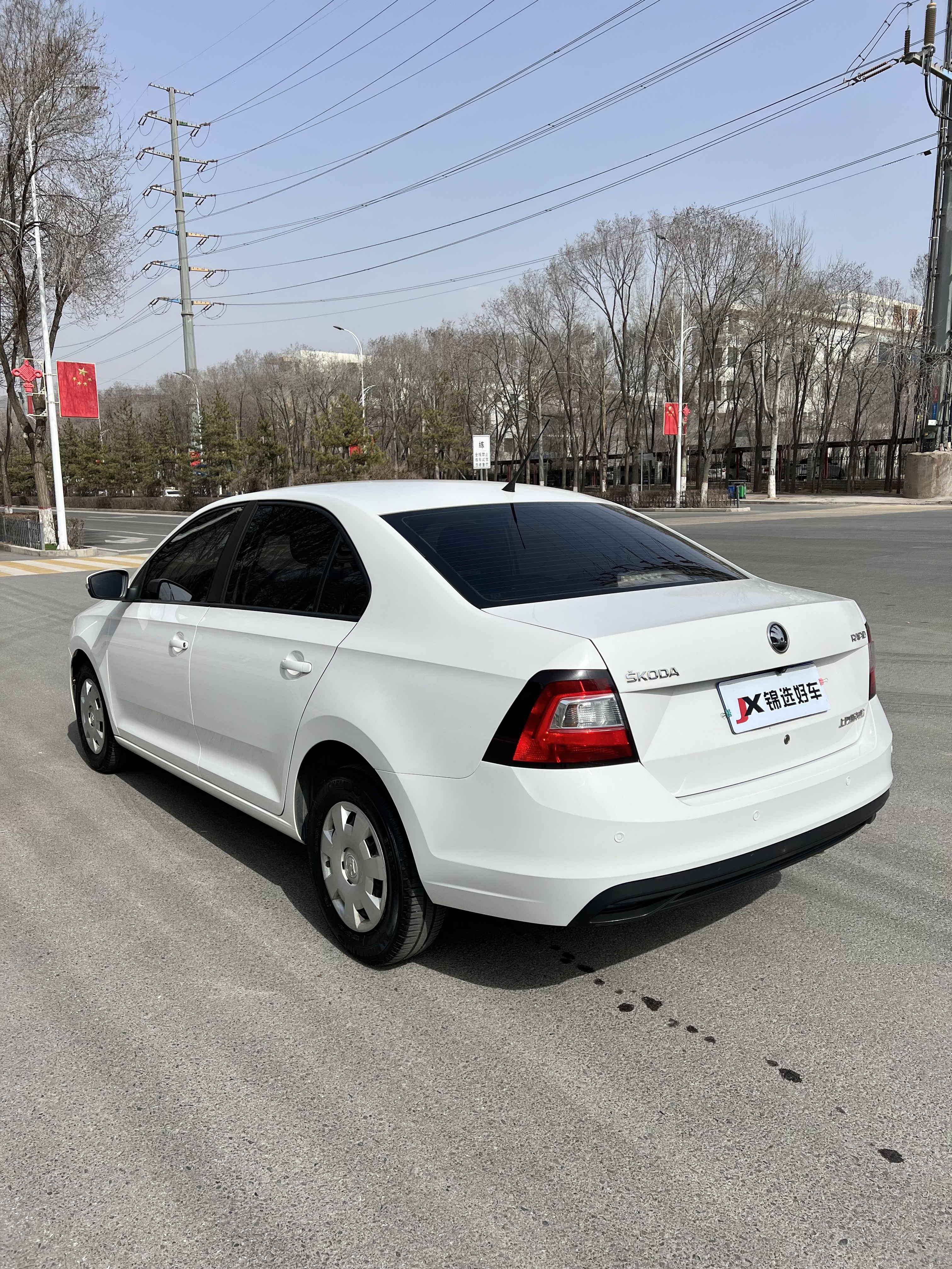 Skoda Rapid 2018 car image #7