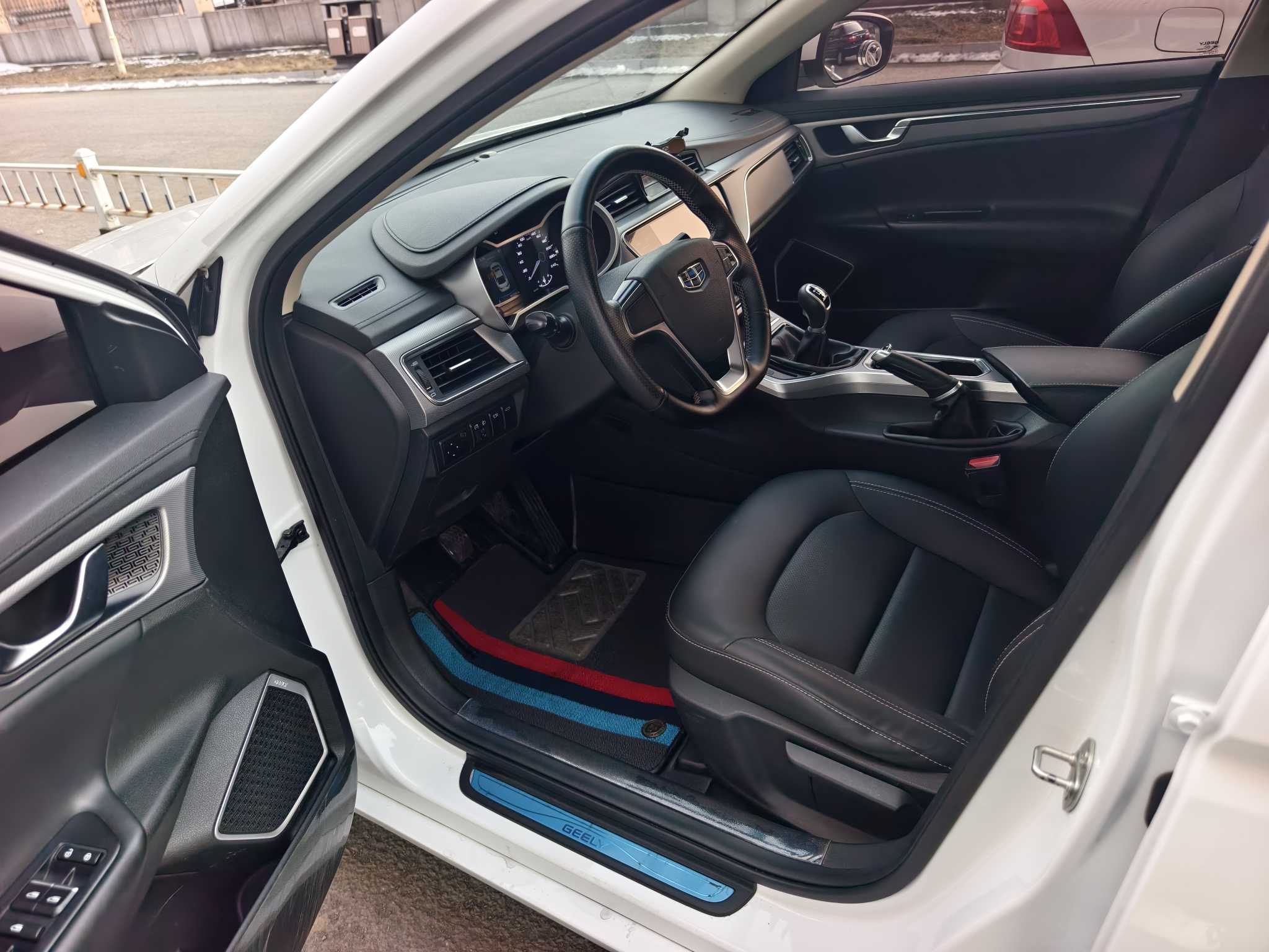 Emgrand GL 2019 car image #7