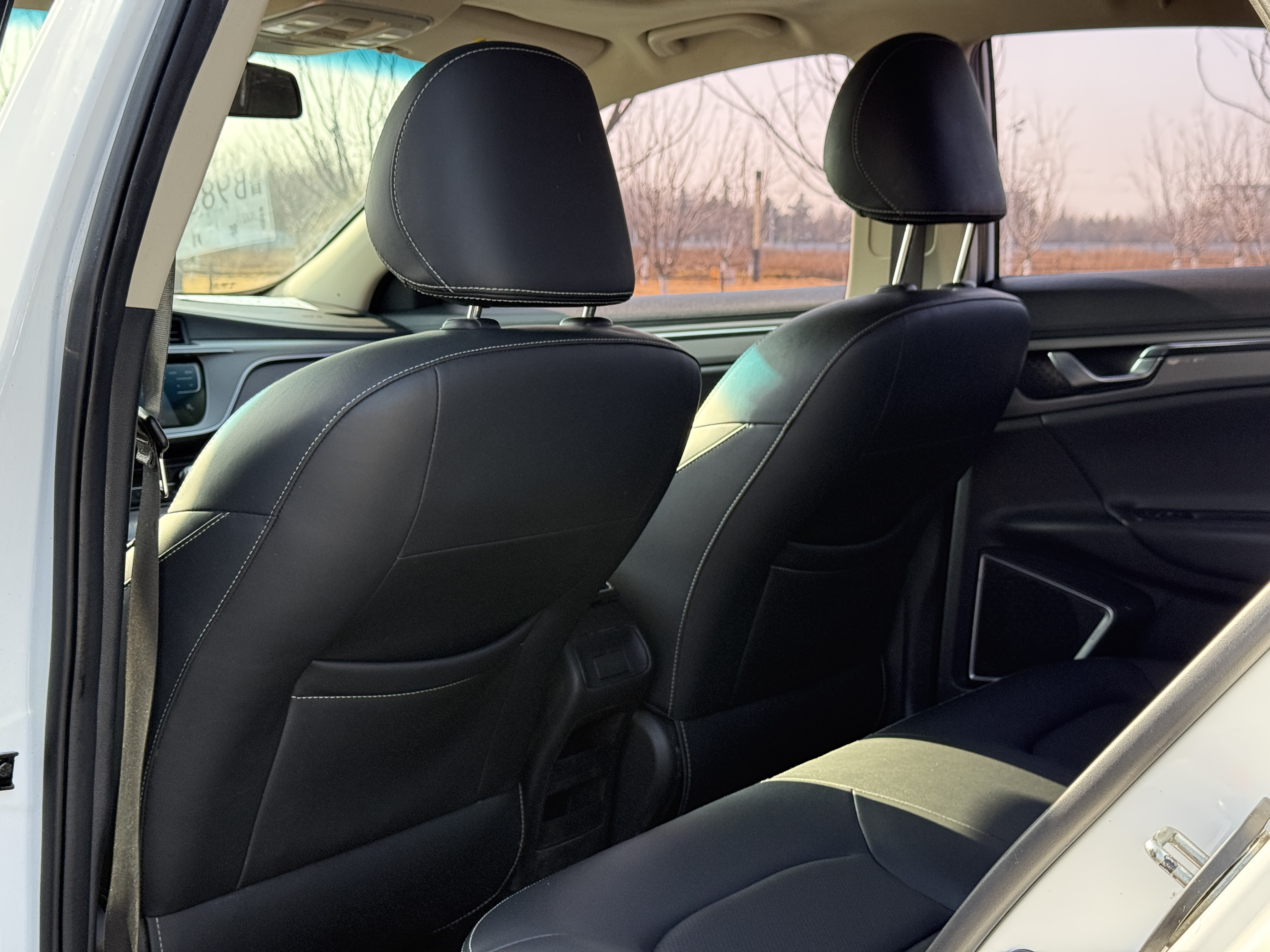 Emgrand GL 2018 car image #7