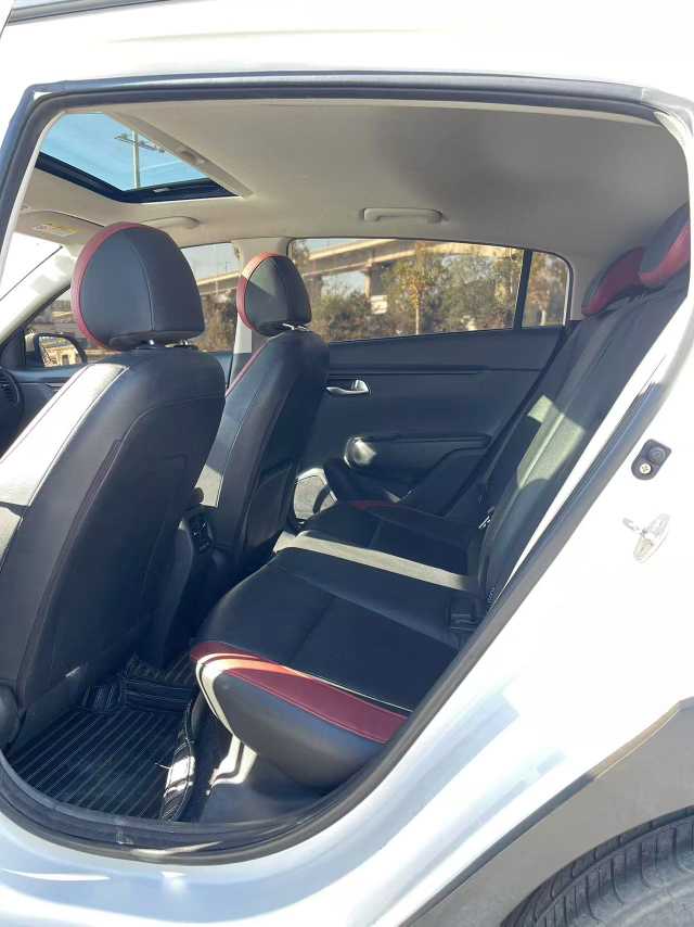 起亚 KX CROSS 2018 汽车图片 #7