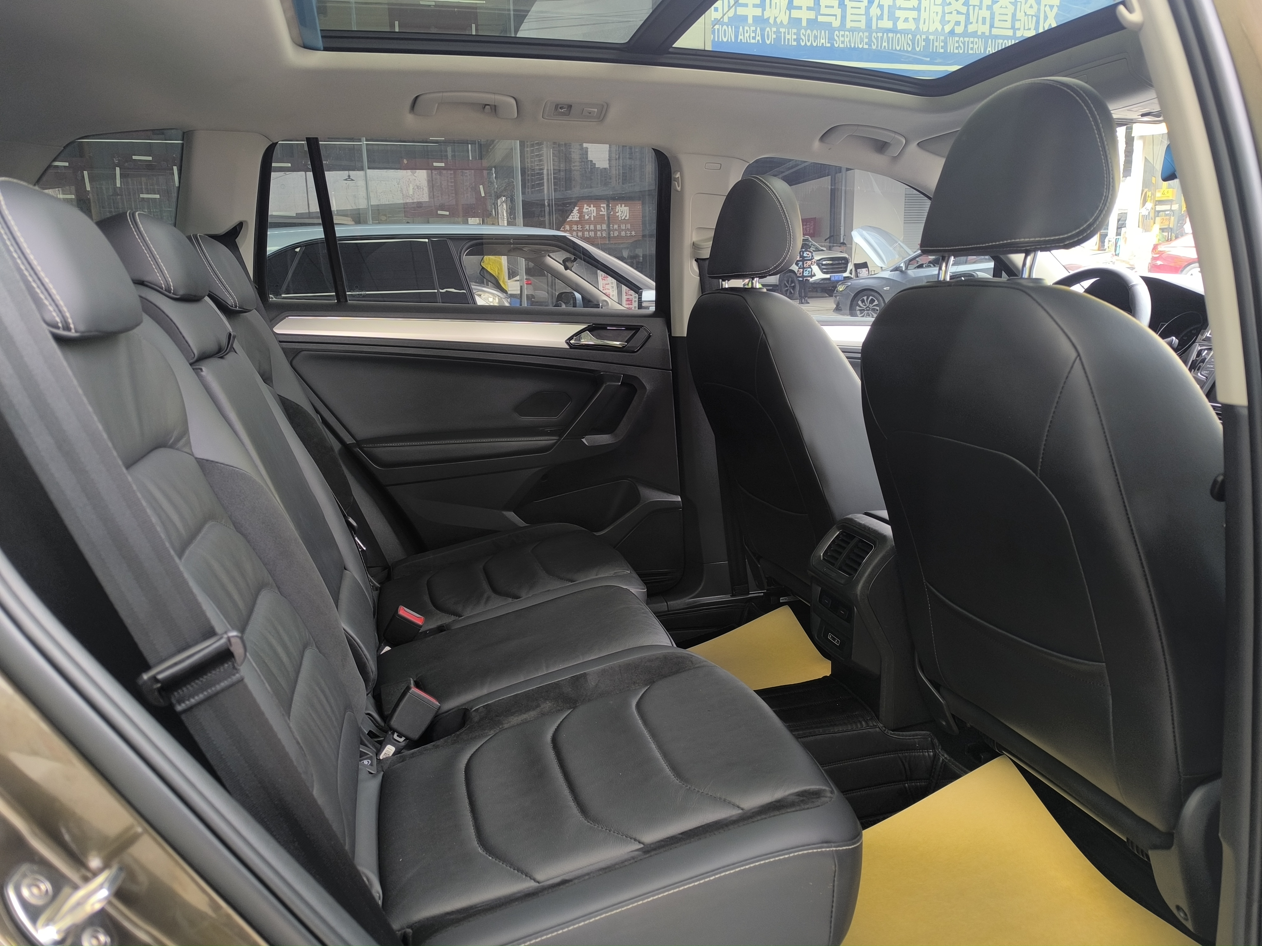 Volkswagen Tiguan L 2018 #7 Volkswagen Tiguan L 2018 car image #7