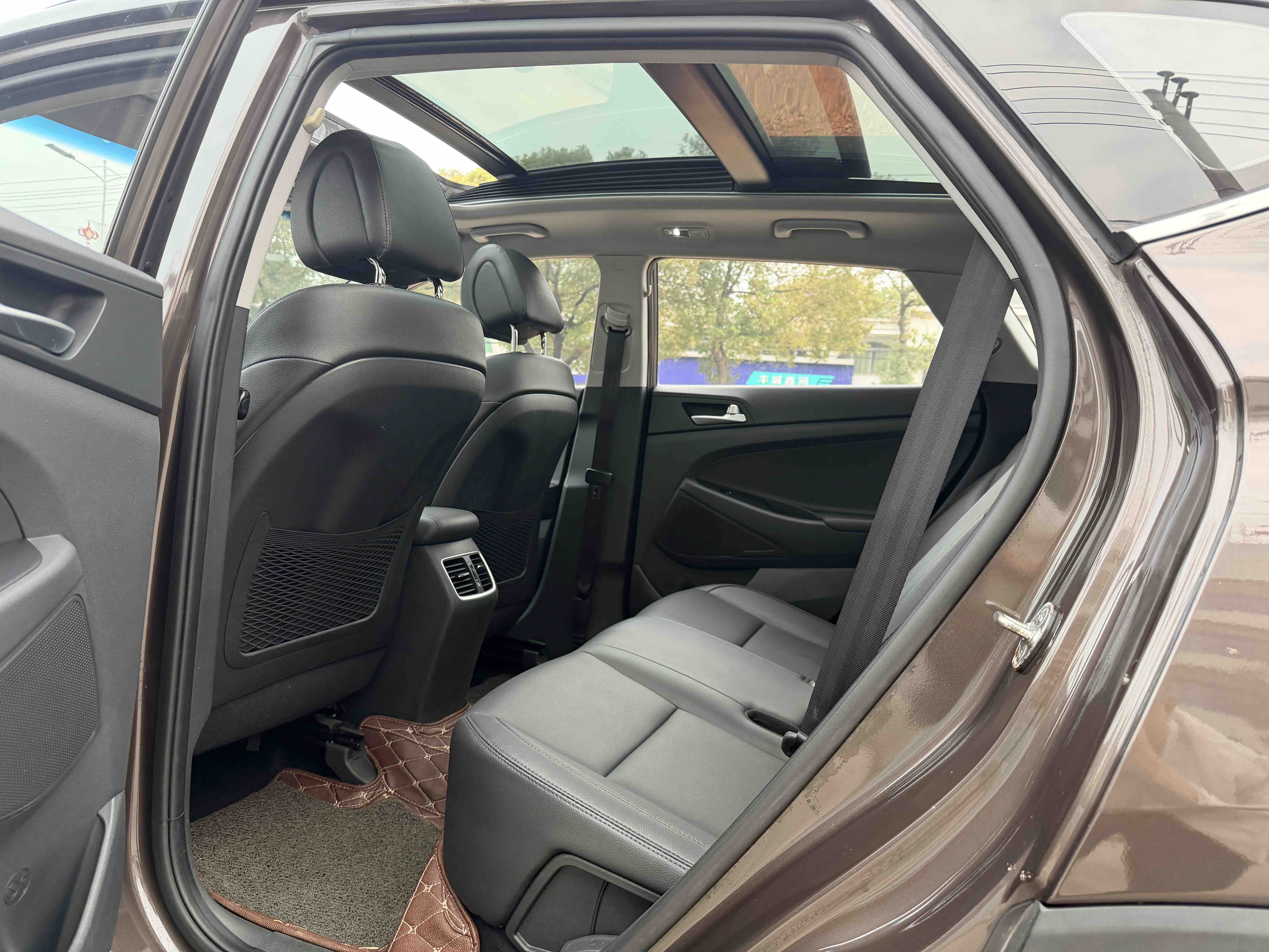 Hyundai Tucson 2018 car image #7