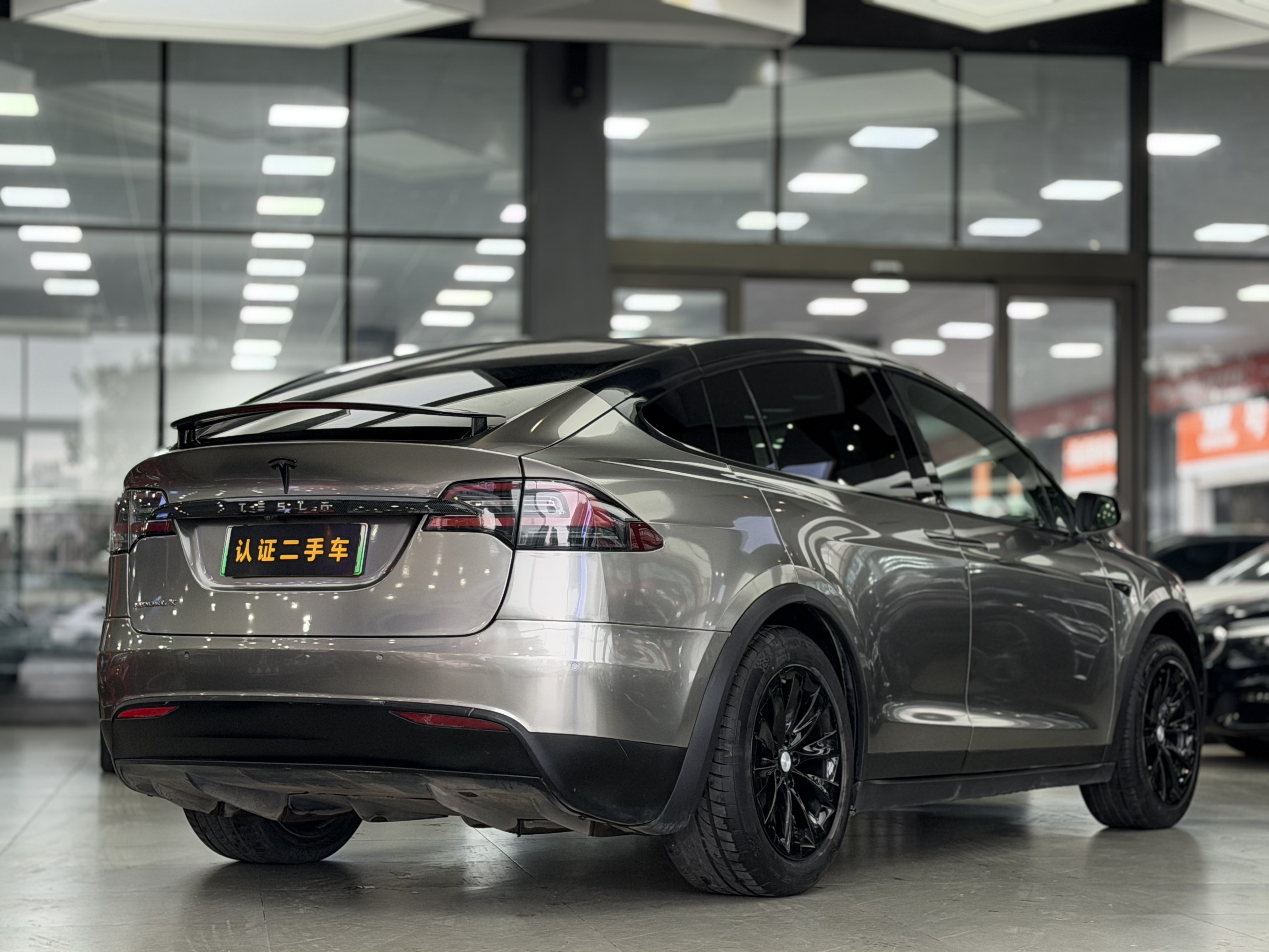 Tesla Model X 2019 #7 Tesla Model X 2019 car image #7
