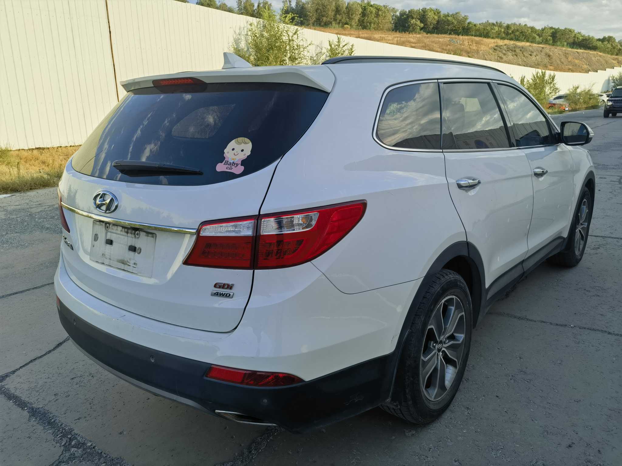 Hyundai Grand Santa Fe 2016 car image #7