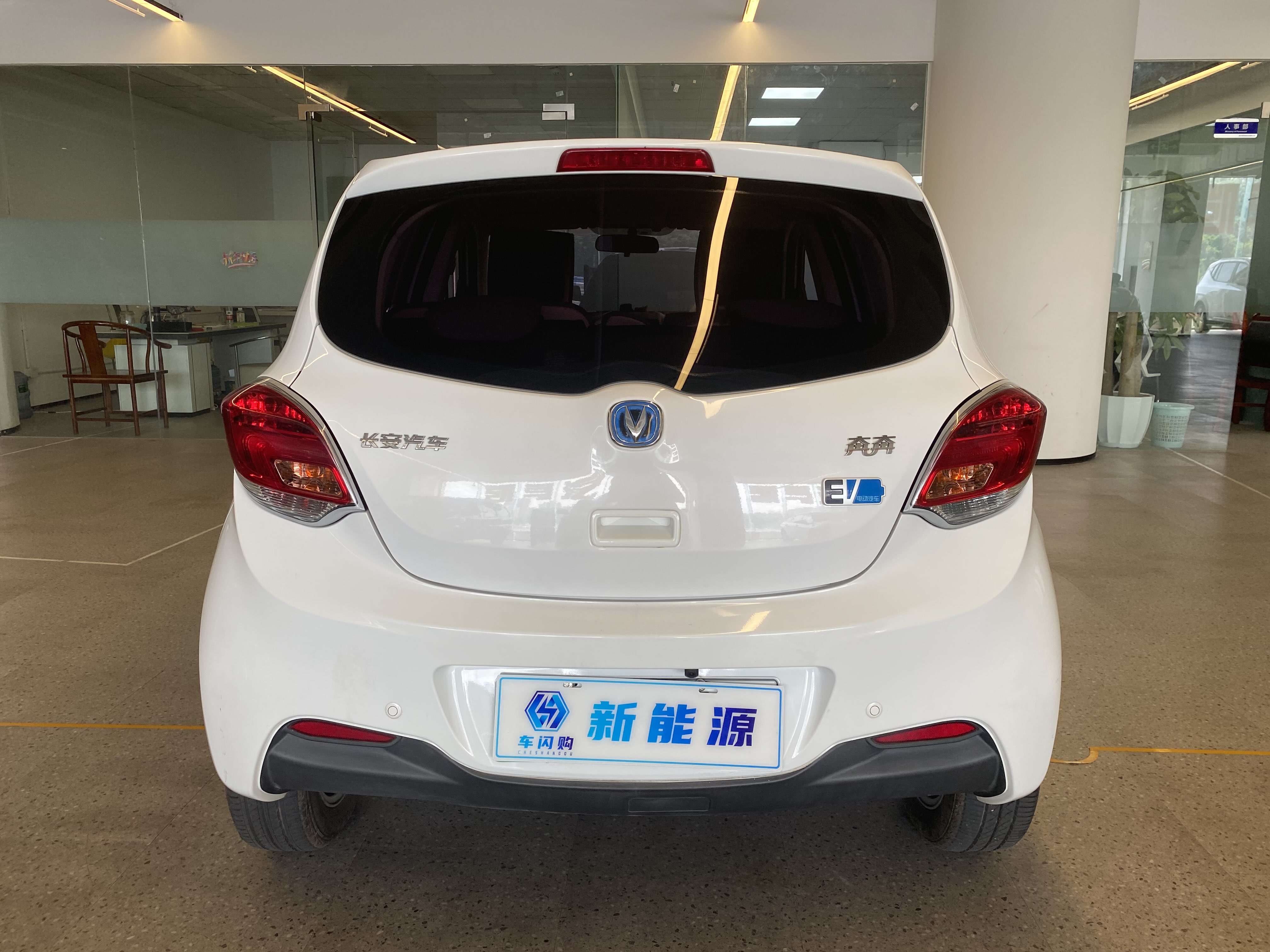 Changan BenBen EV 2018 изображение автомобиля #7