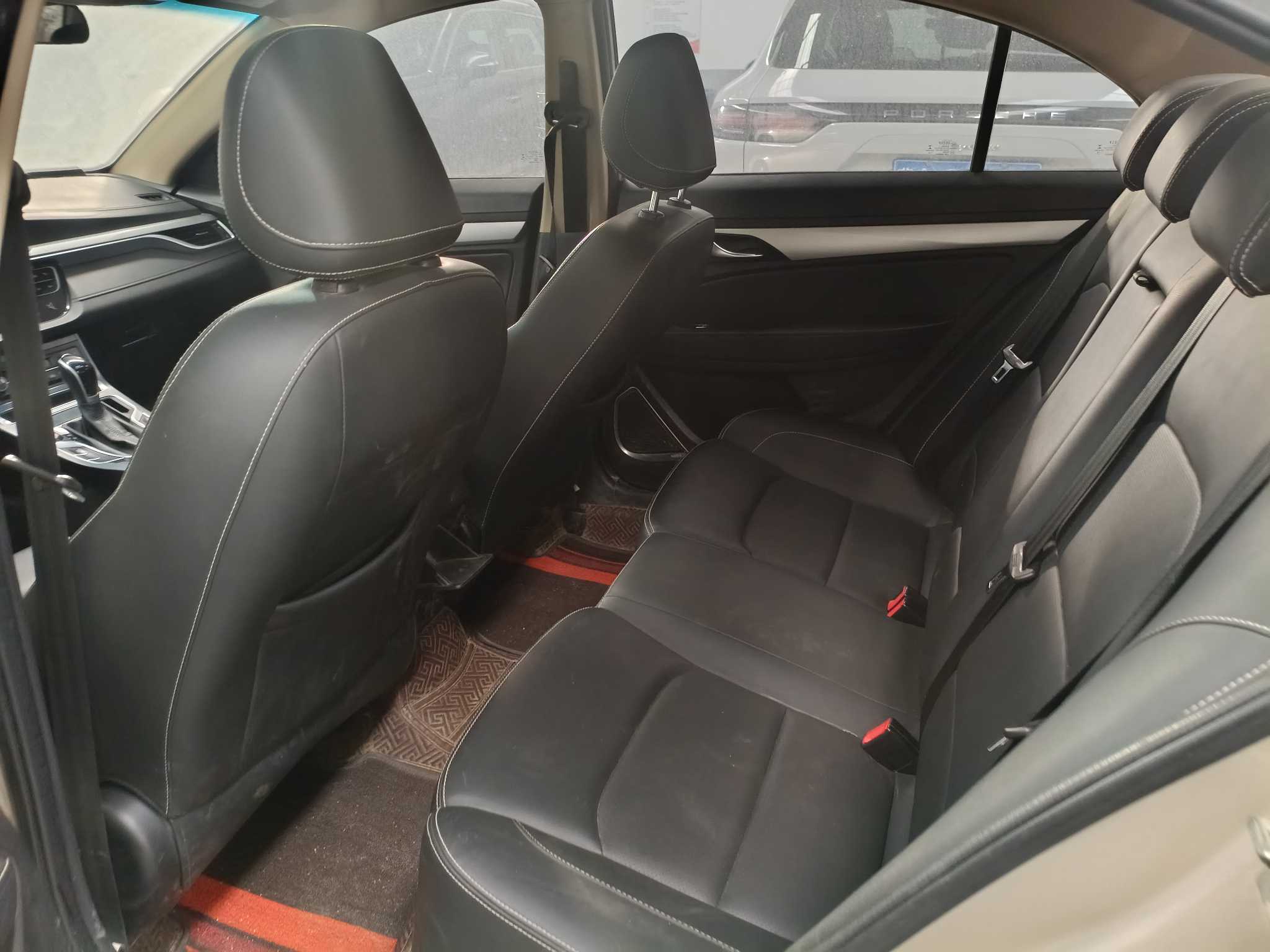 Emgrand 2018 #7 Emgrand 2018 car image #7