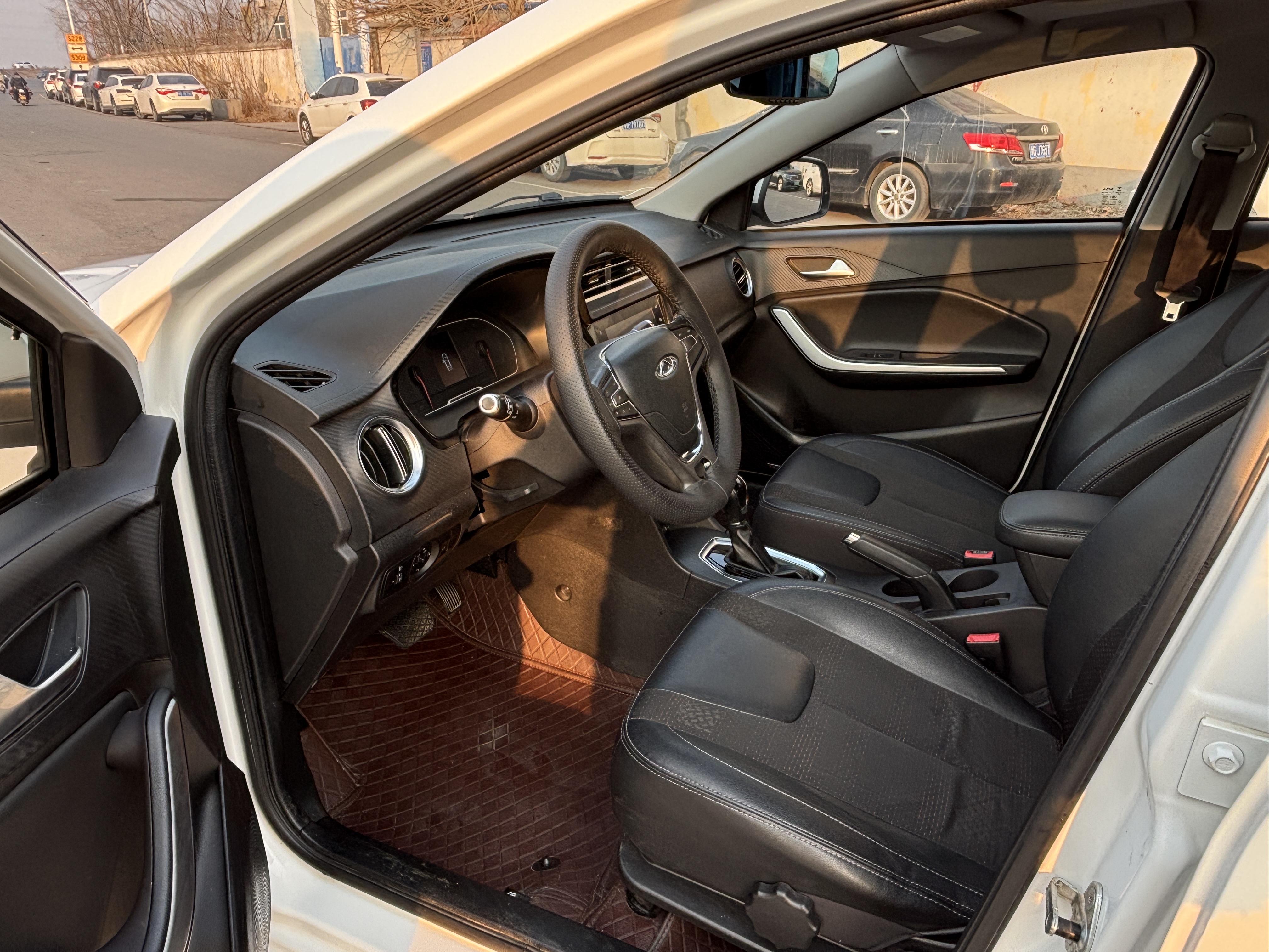 Chery Tiggo 3x 2018 car image #7