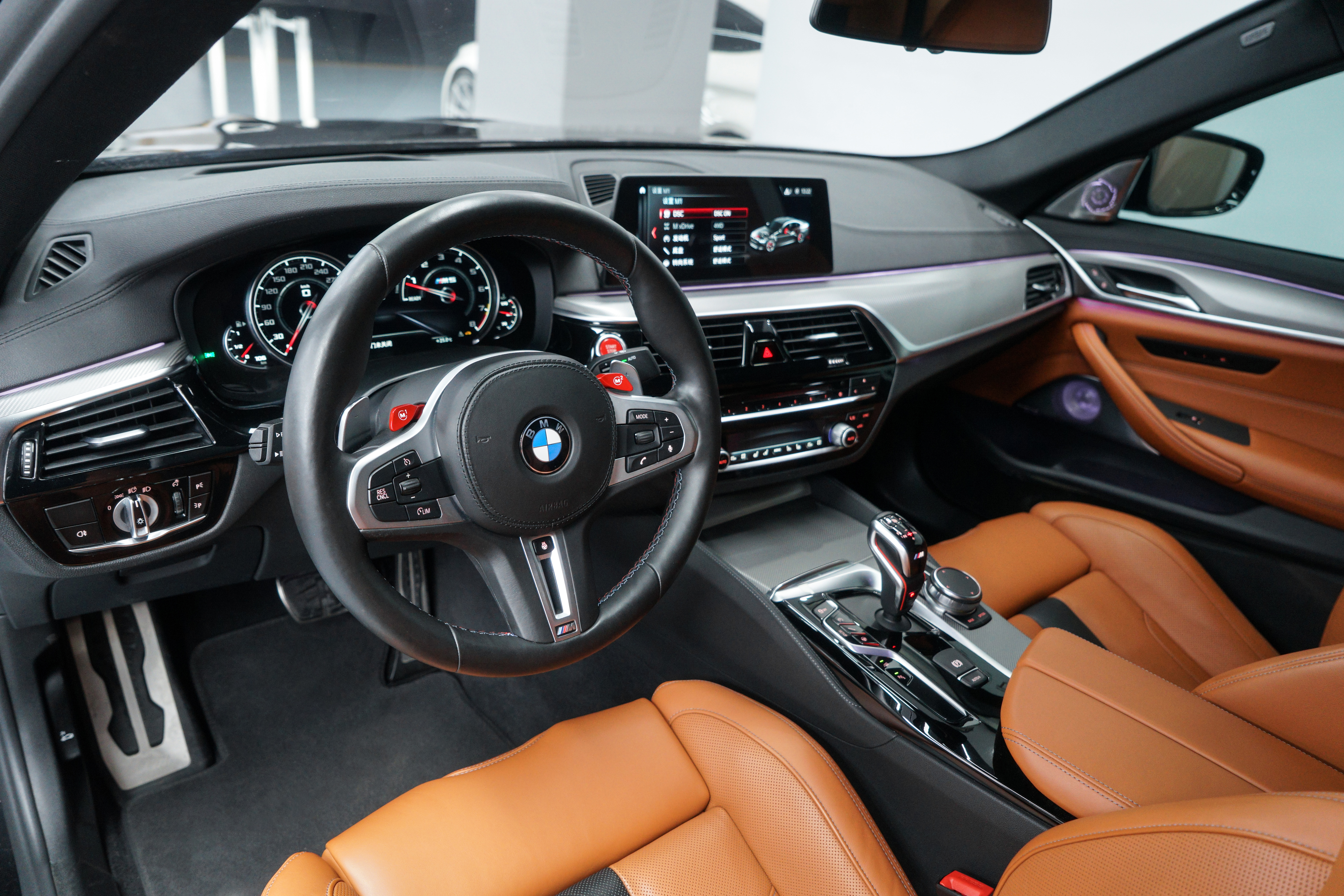 BMW M5 2019 изображение автомобиля #7