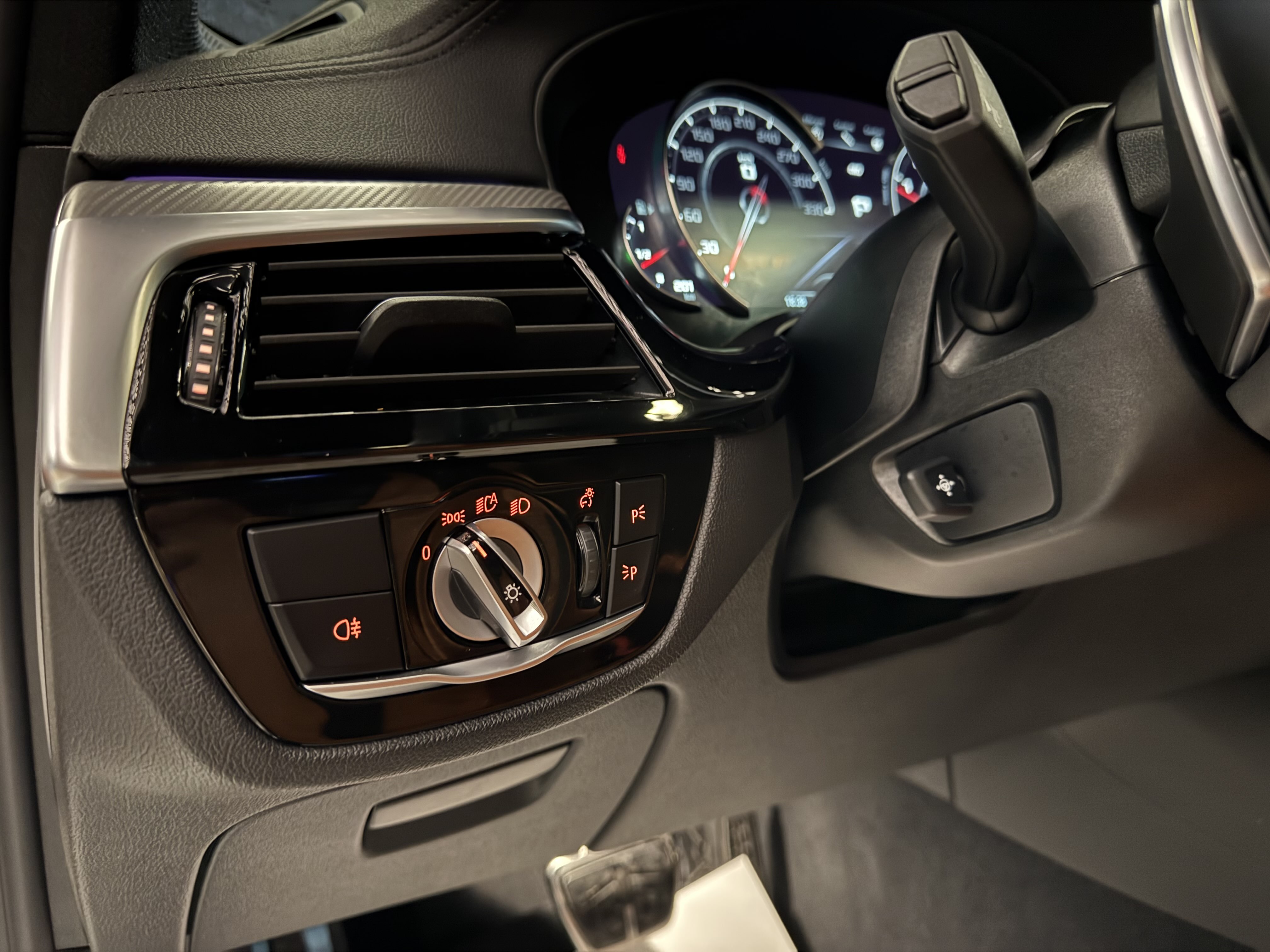 BMW M5 2019 صورة سيارة #7