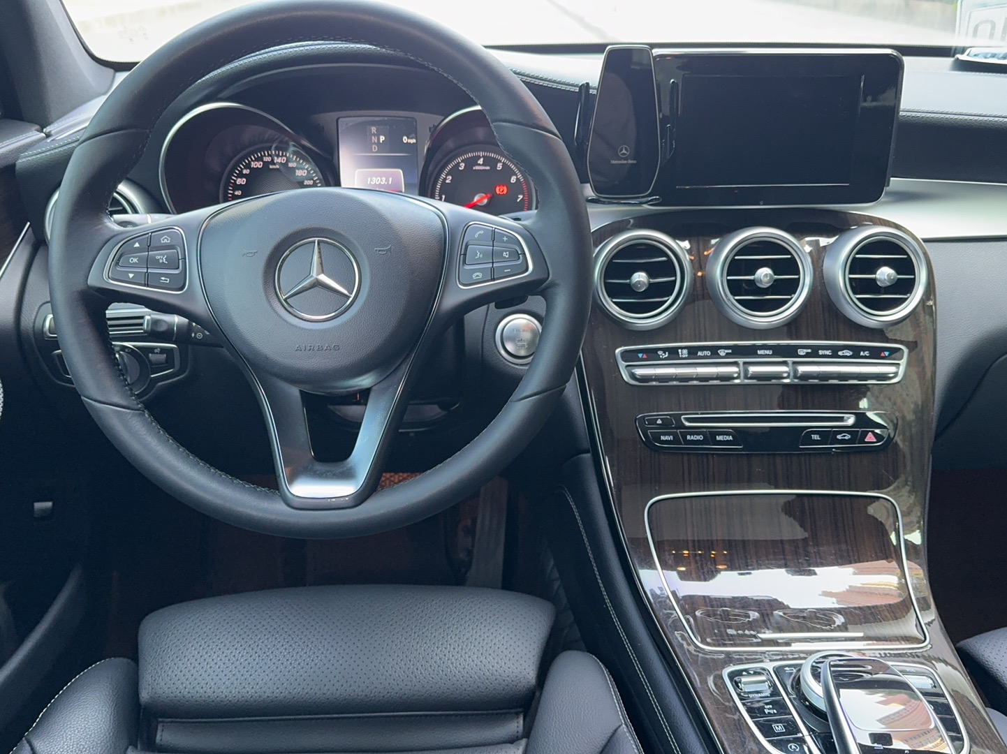 Mercedes-Benz GLC Class 2018 immagine di auto #7