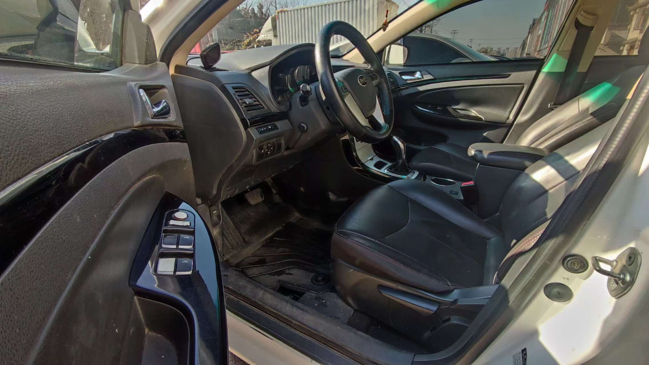 BYD e5 2019 car image #7