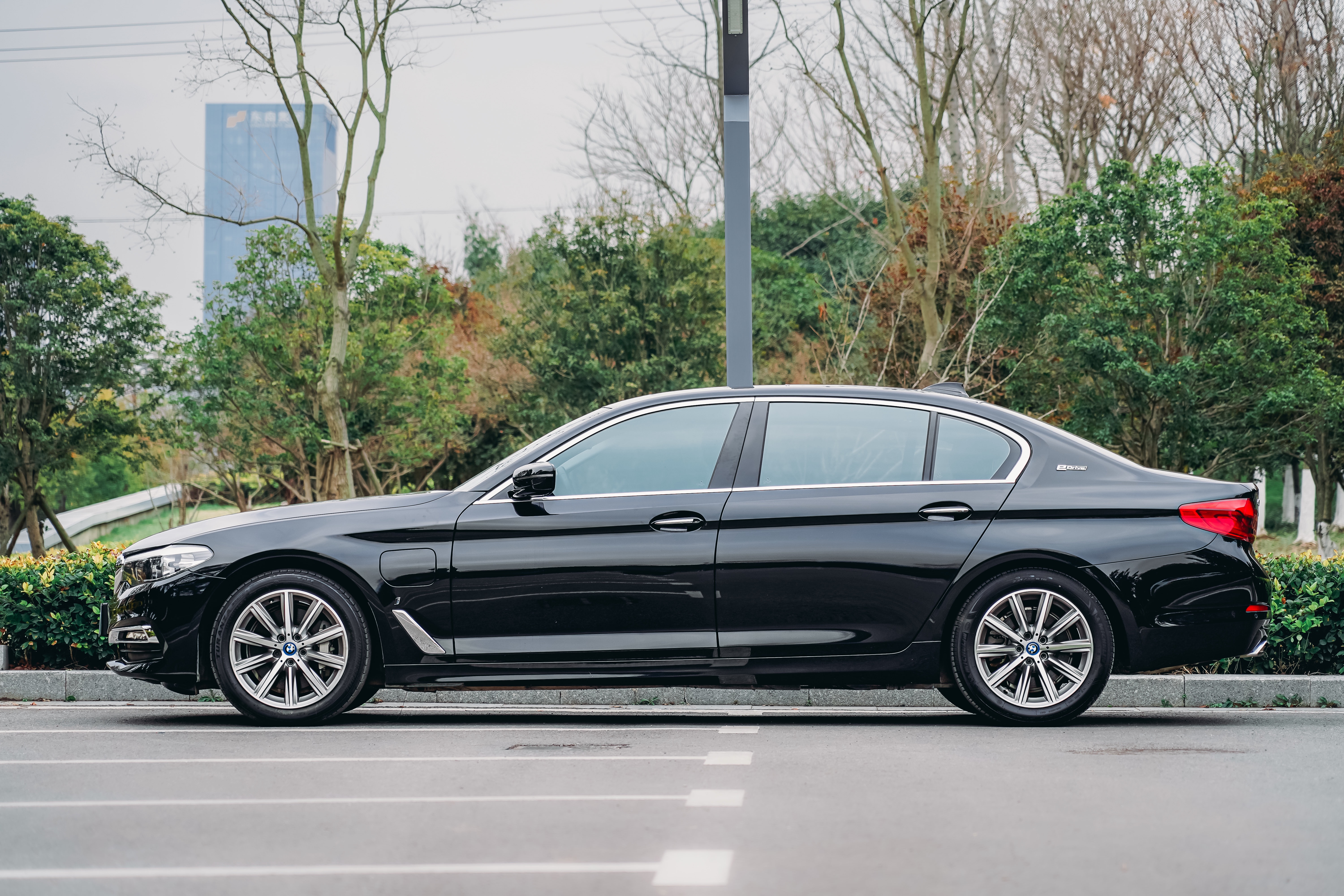 BMW 5 Series New Energy 2018 car image #7