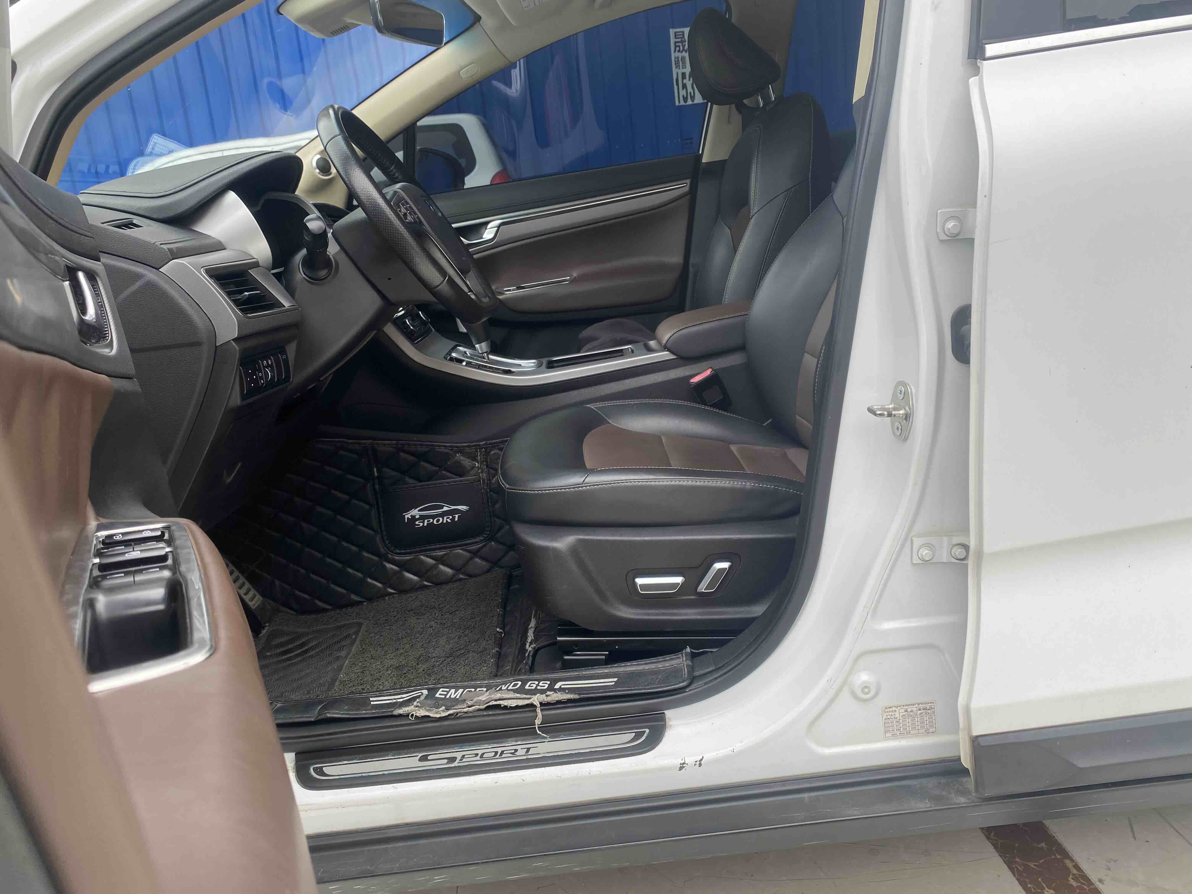 GEELY 2018 #7 GEELY 2018 car image #7