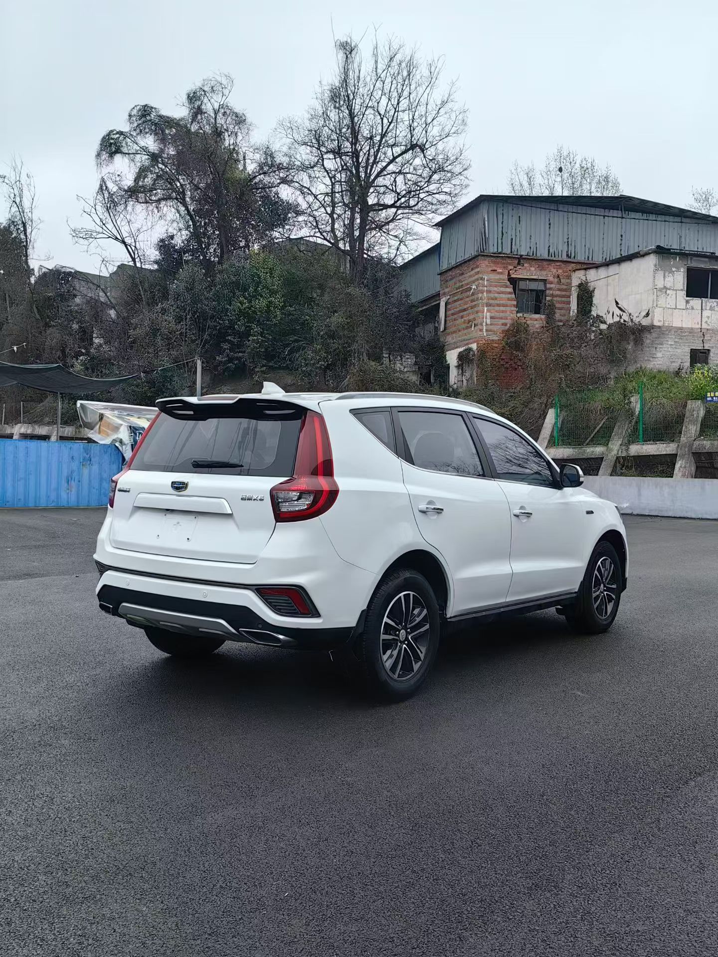 GEELY Emgrand GS 2018 car image #7