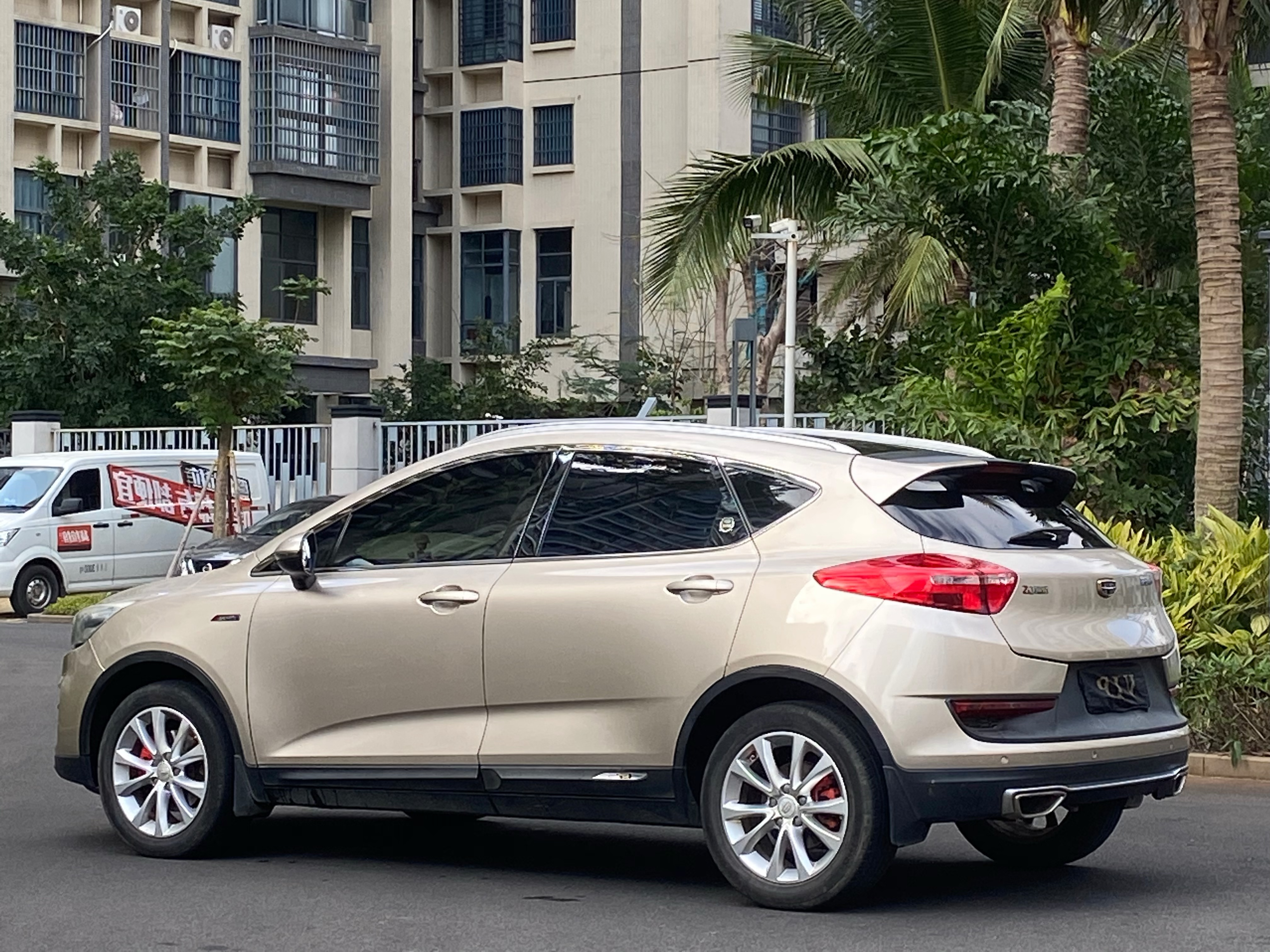 GEELY Emgrand GS 2019 #7 GEELY Emgrand GS 2019 صورة سيارة #7
