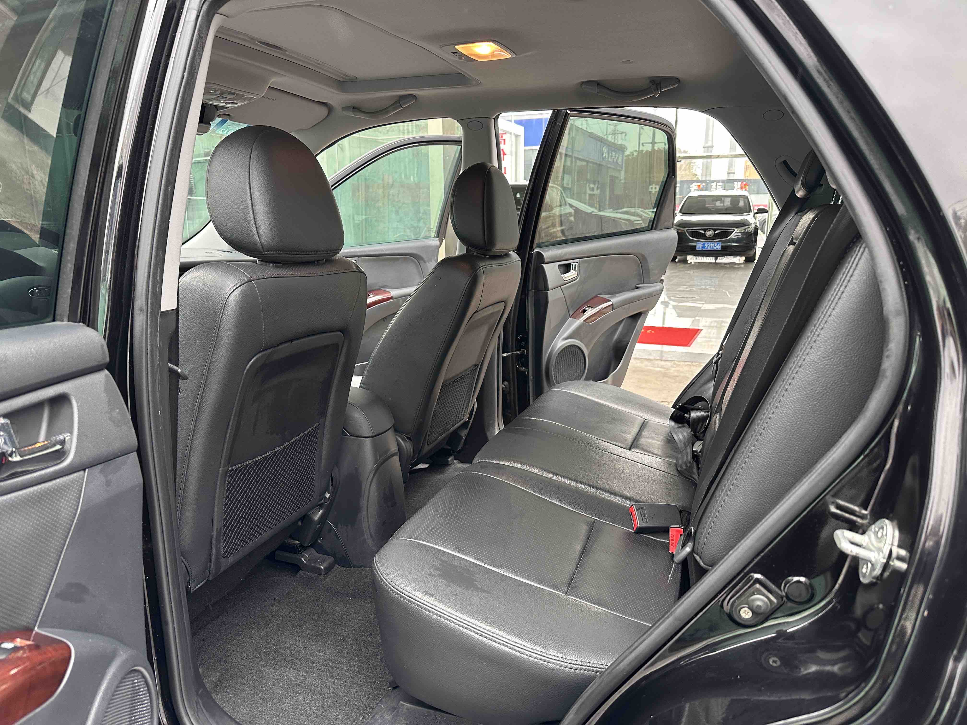 Kia Sportage 2010 immagine di auto #7