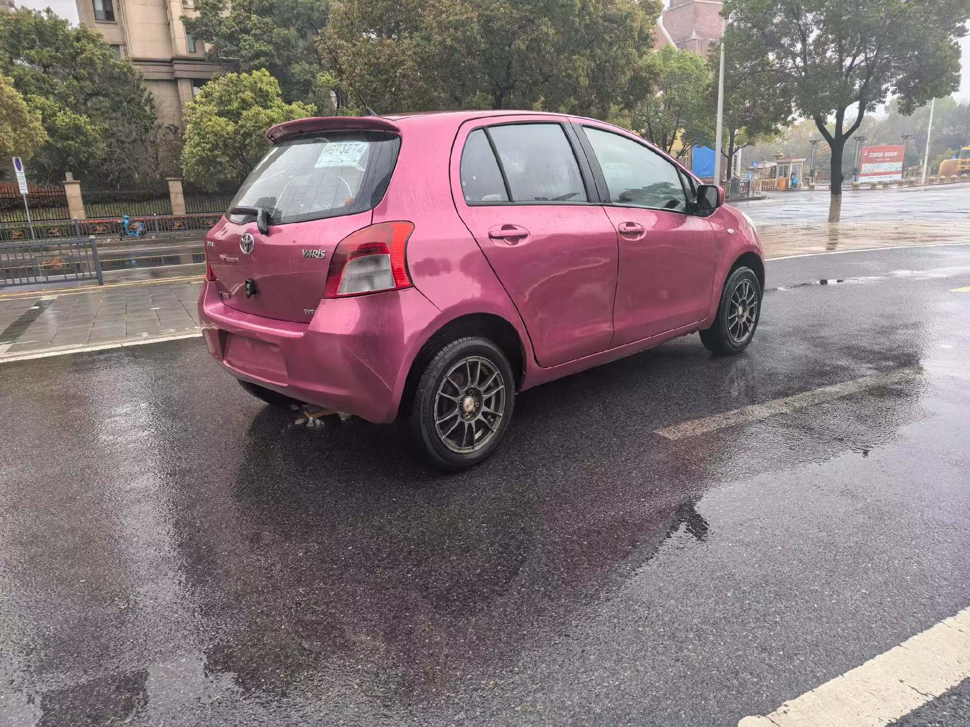 Yaris 2010 immagine di auto #7