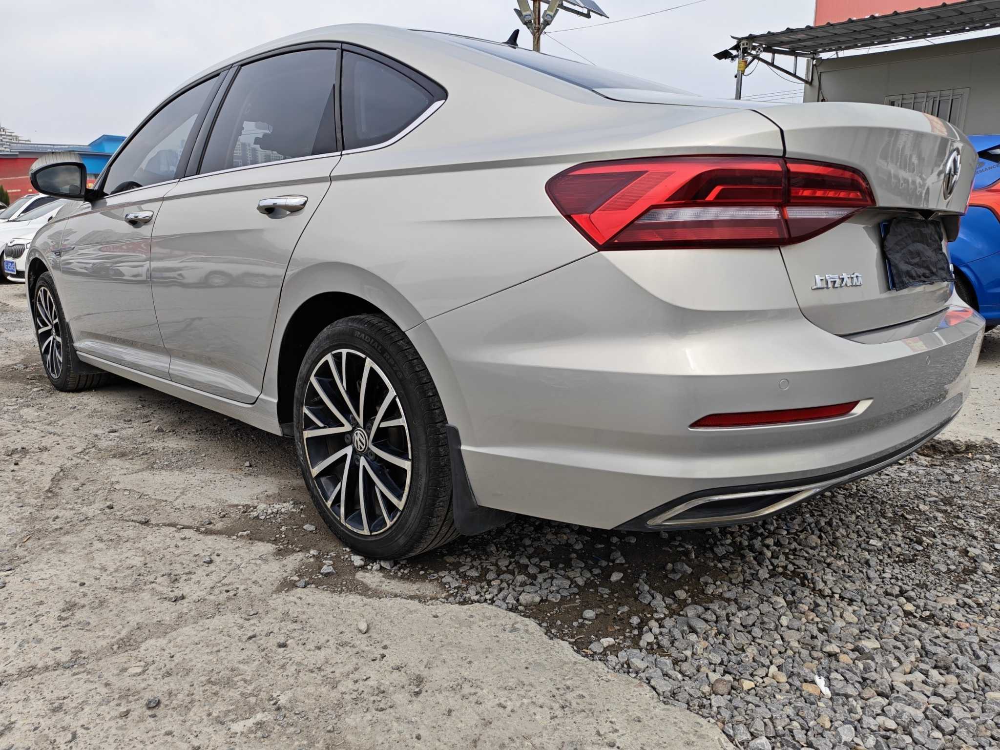 Volkswagen Lavida 2019 car image #7