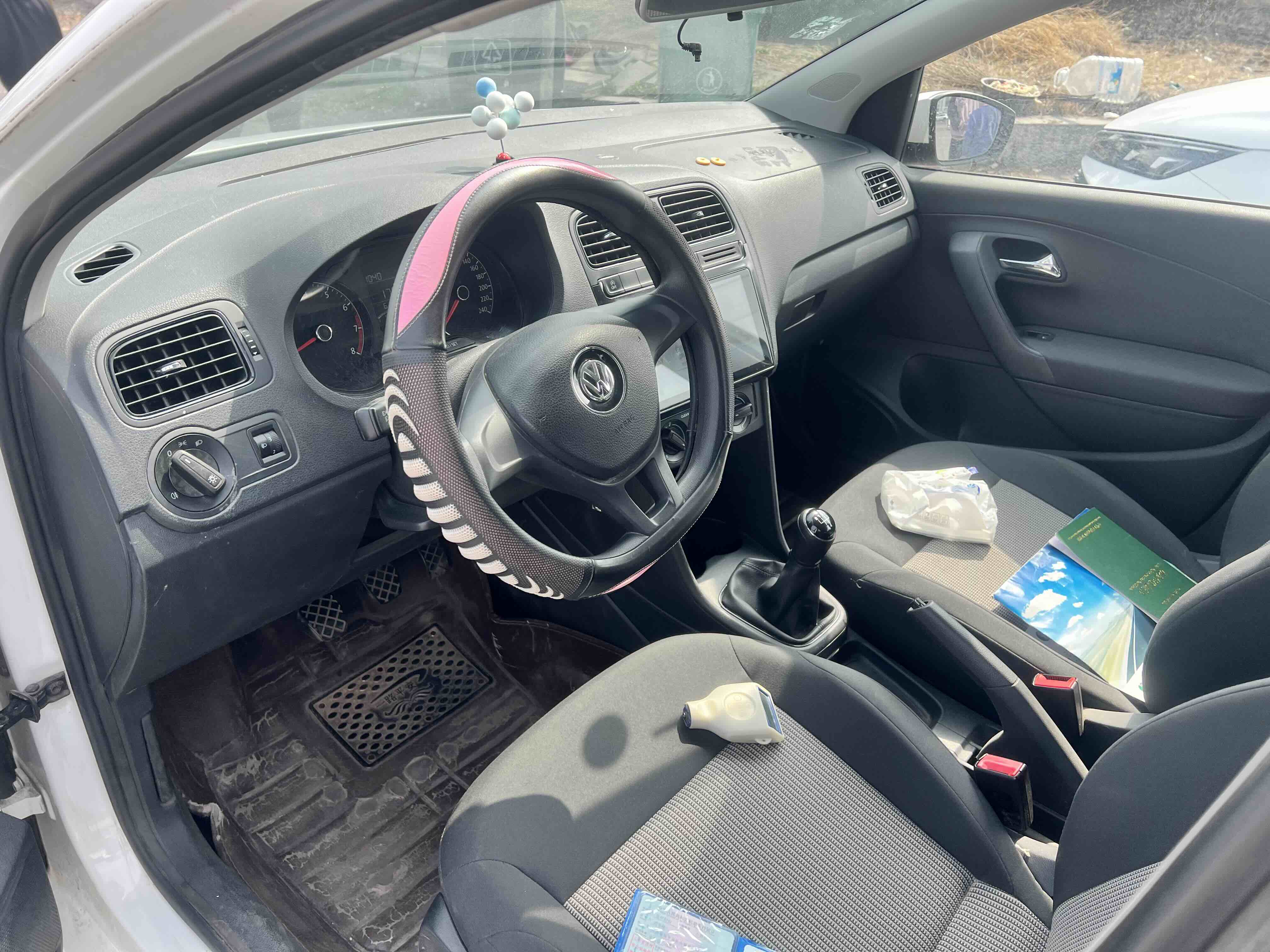 Volkswagen Polo 2019 car image #7