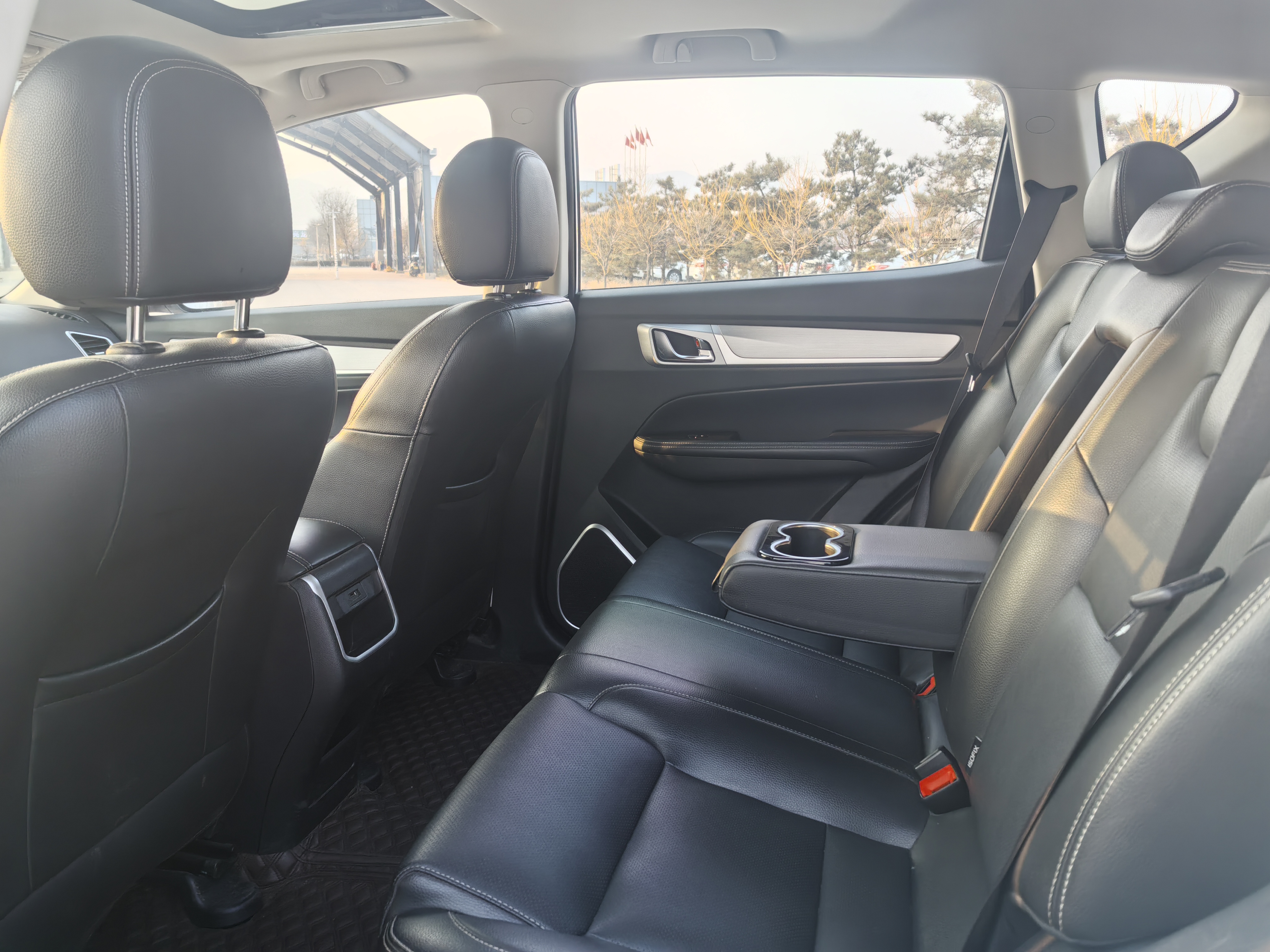 GEELY Vision X6 2018 car image #7