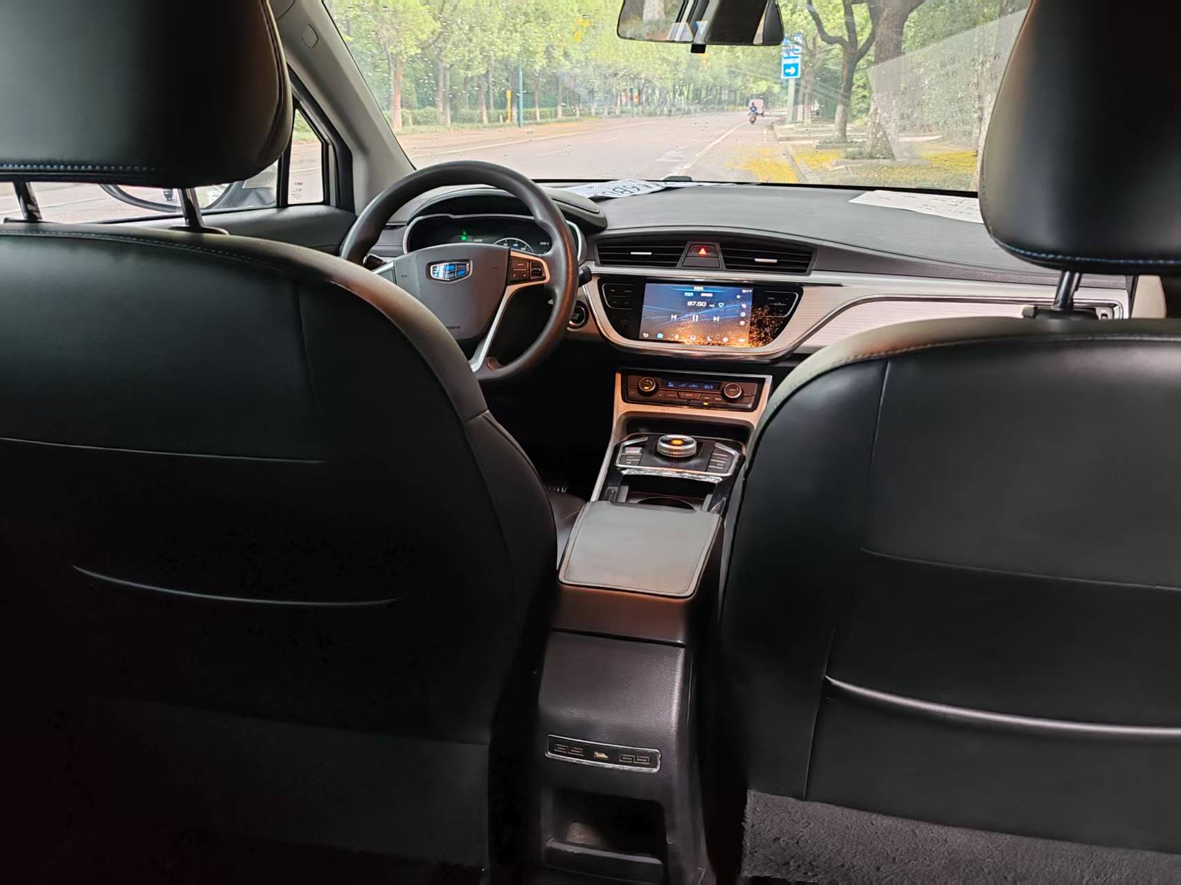 GEELY Emgrand GSe 2019 car image #7