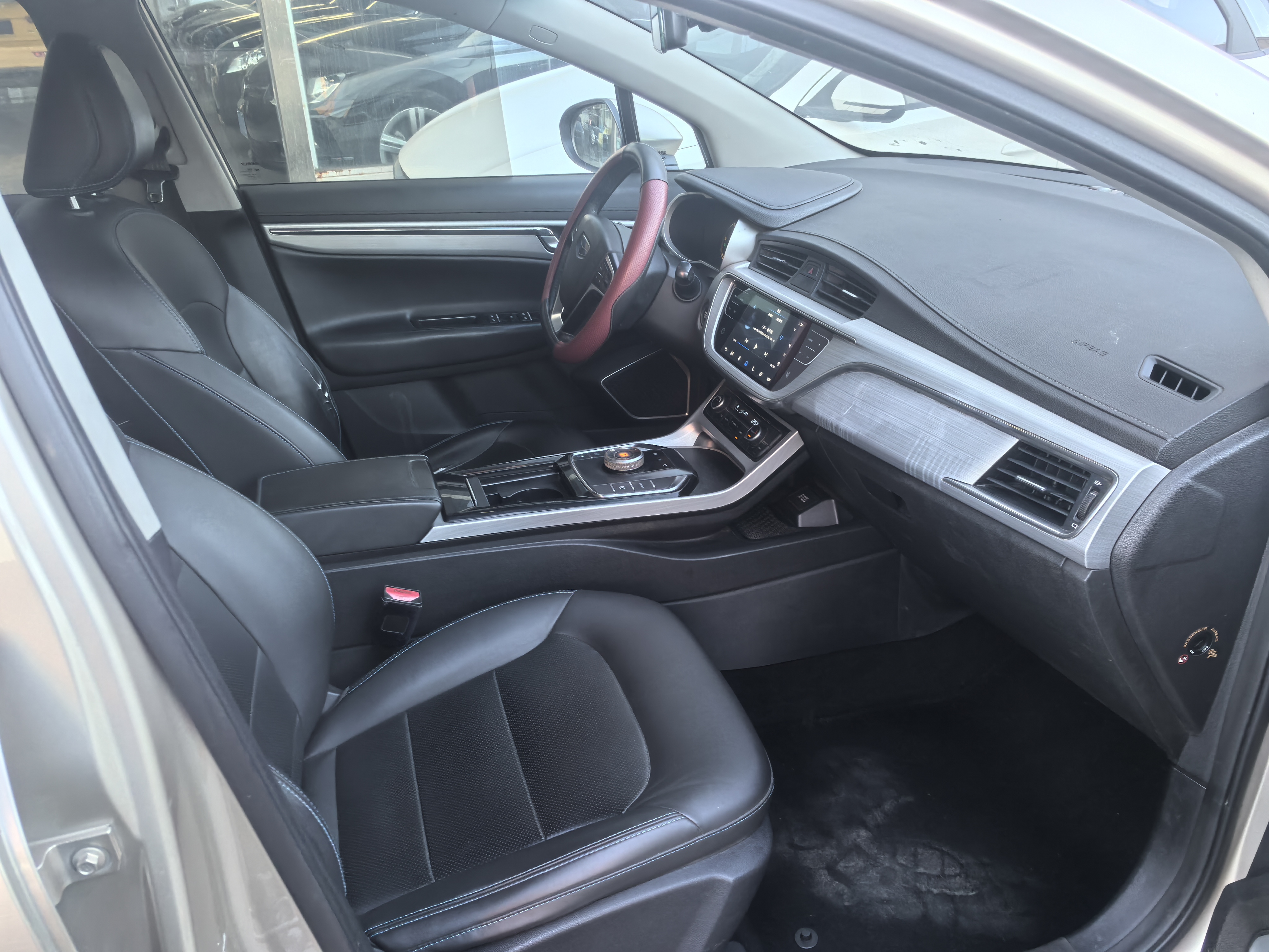 GEELY Emgrand GSe 2019 immagine di auto #7