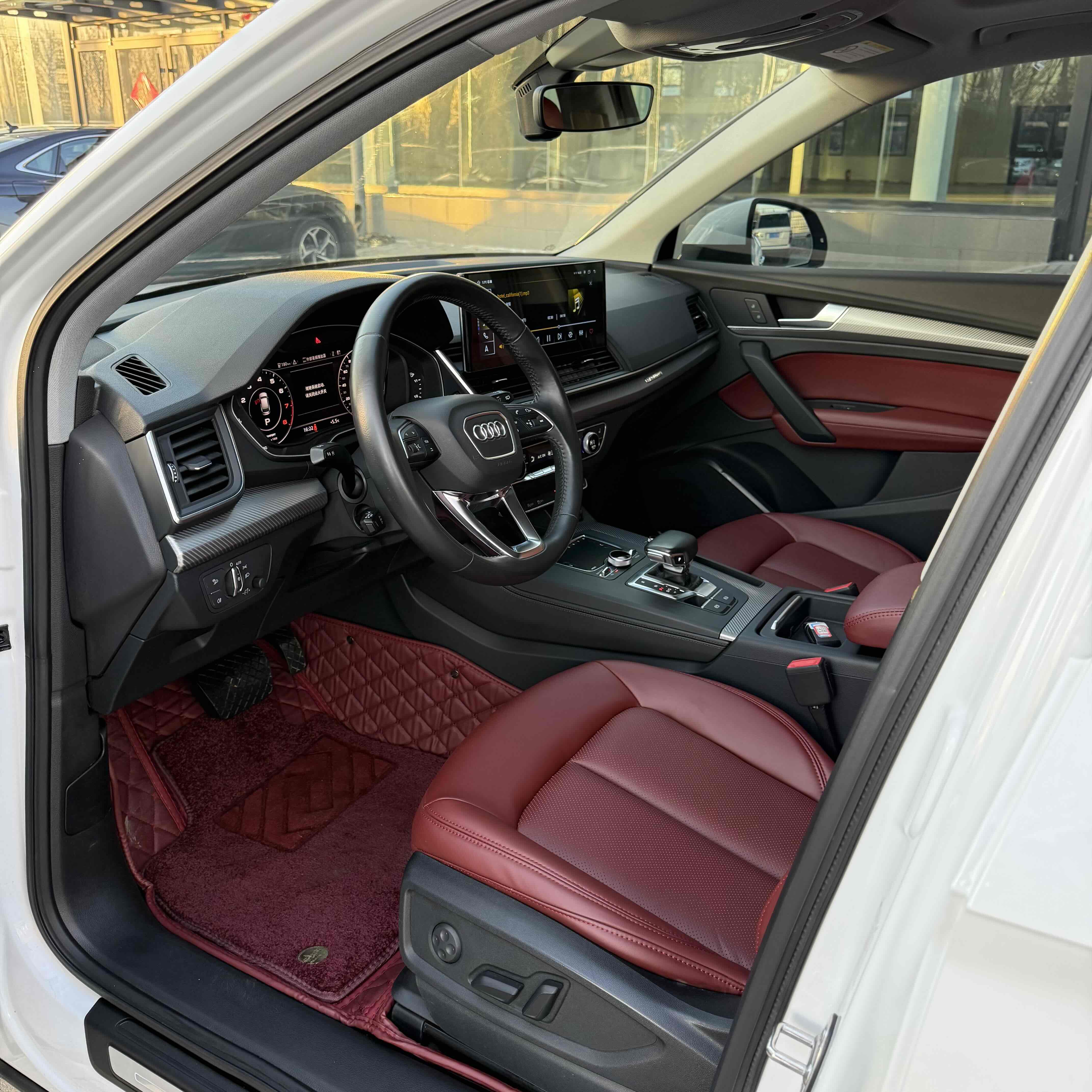 Audi Q5L 2019 صورة سيارة #7