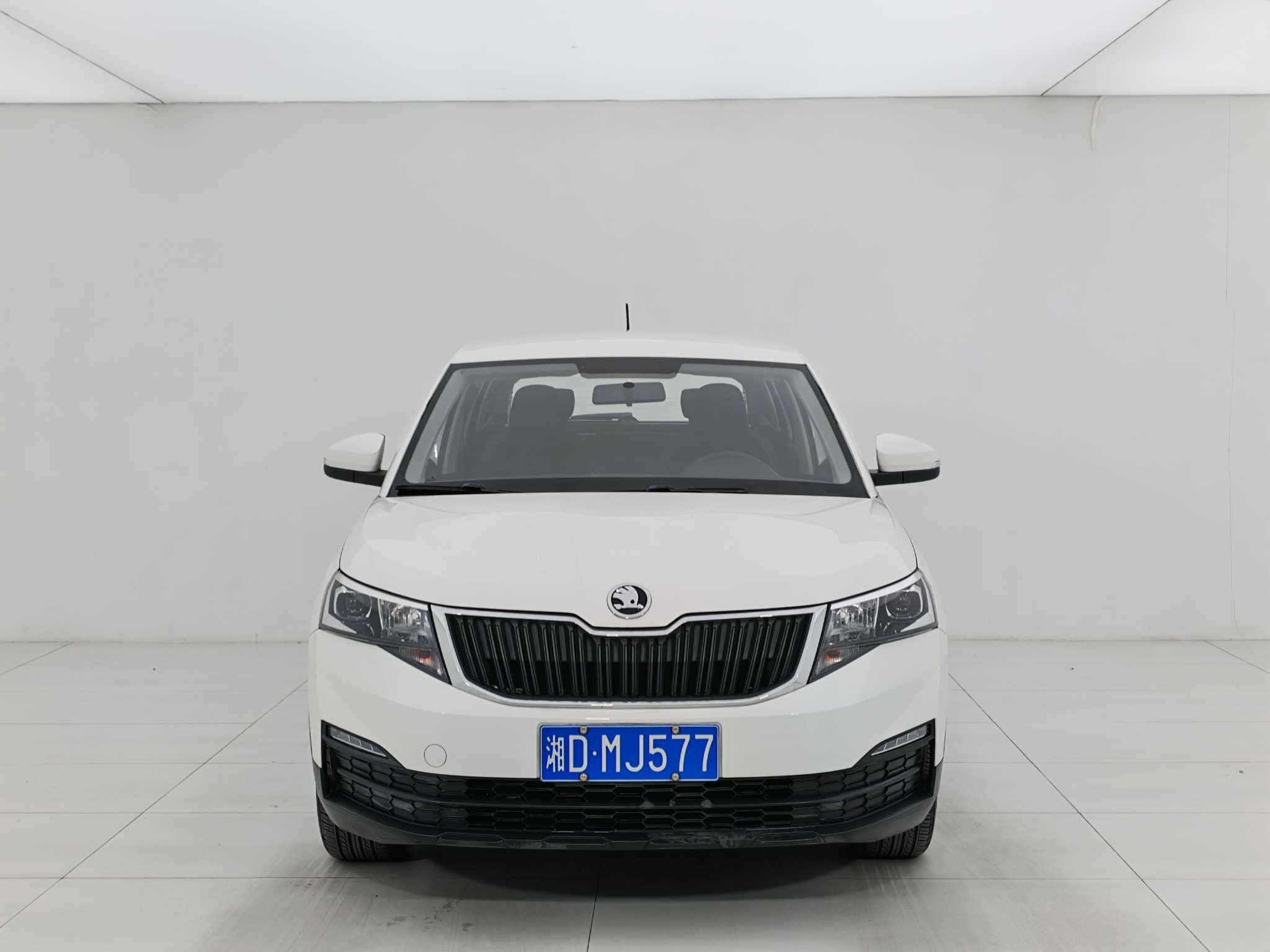 Skoda Kamiq 2019 car image #7