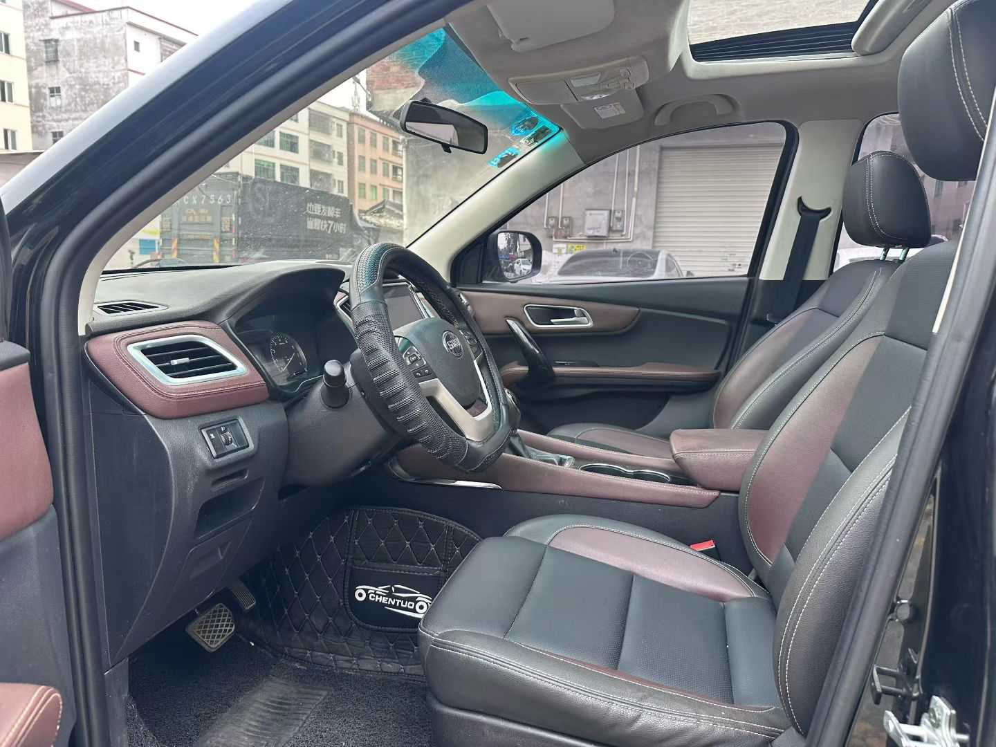 SWM X7 2018 #7 SWM X7 2018 car image #7