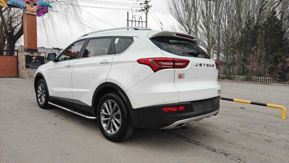 X70 2019 car image #7