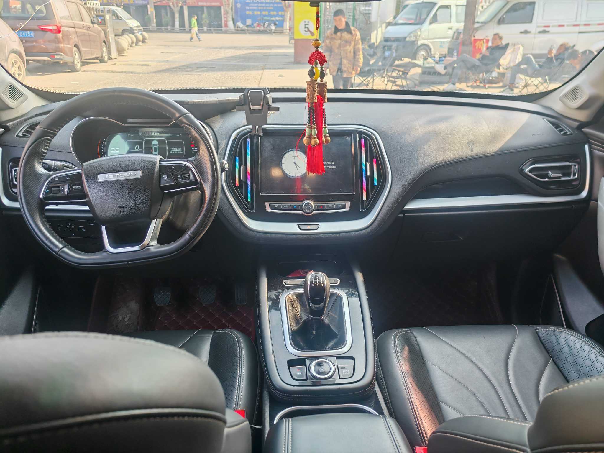 X70 2018 car image #7