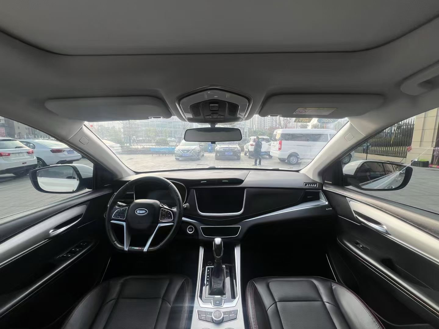 SWM斯威汽车 SWM斯威G01 2019 汽车图片 #7