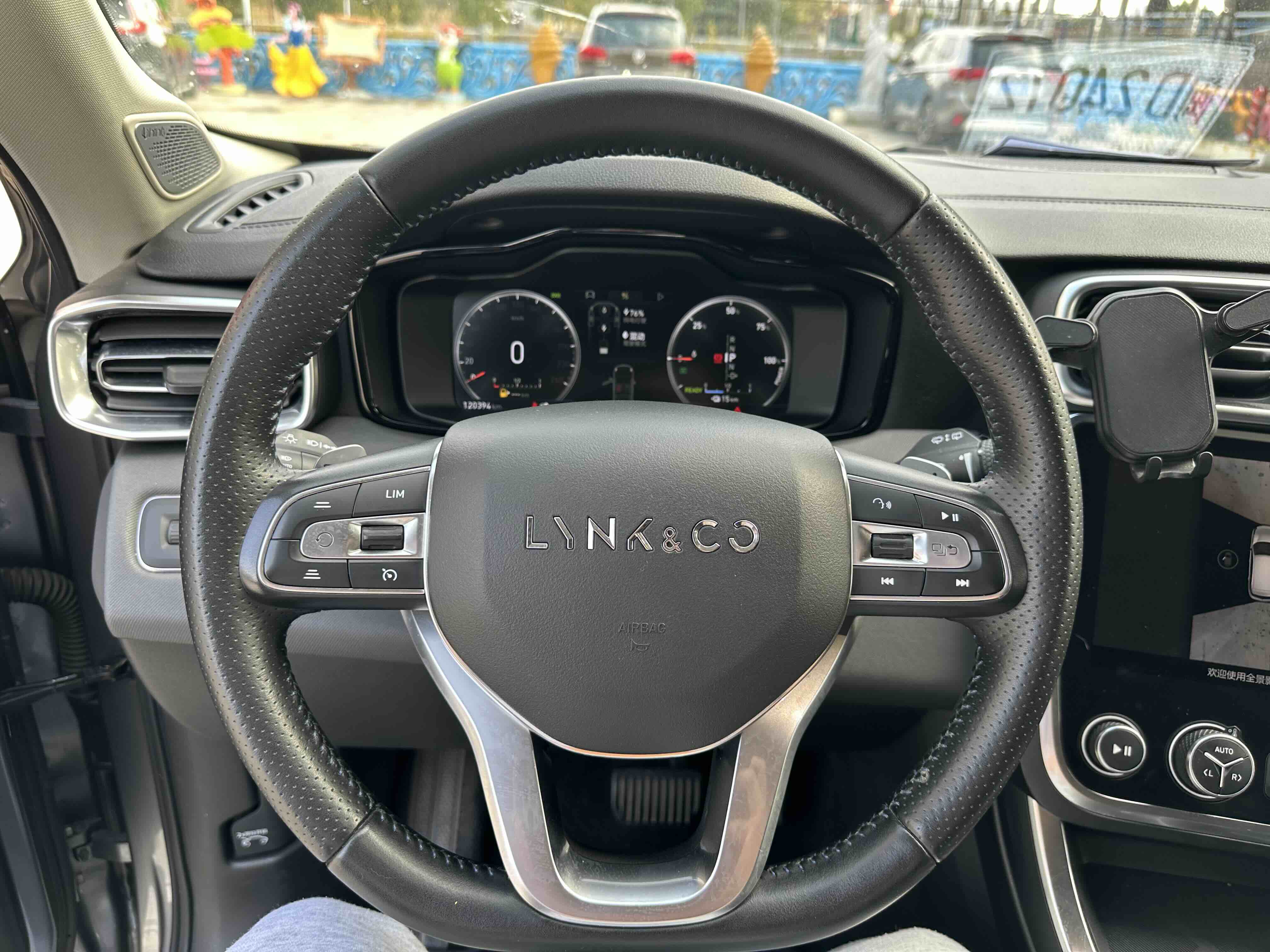 Lynk & Co 01 EM-P 2018 #7 Lynk & Co 01 EM-P 2018 car image #7