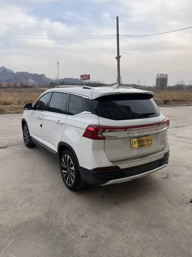 T5 2018 immagine di auto #7