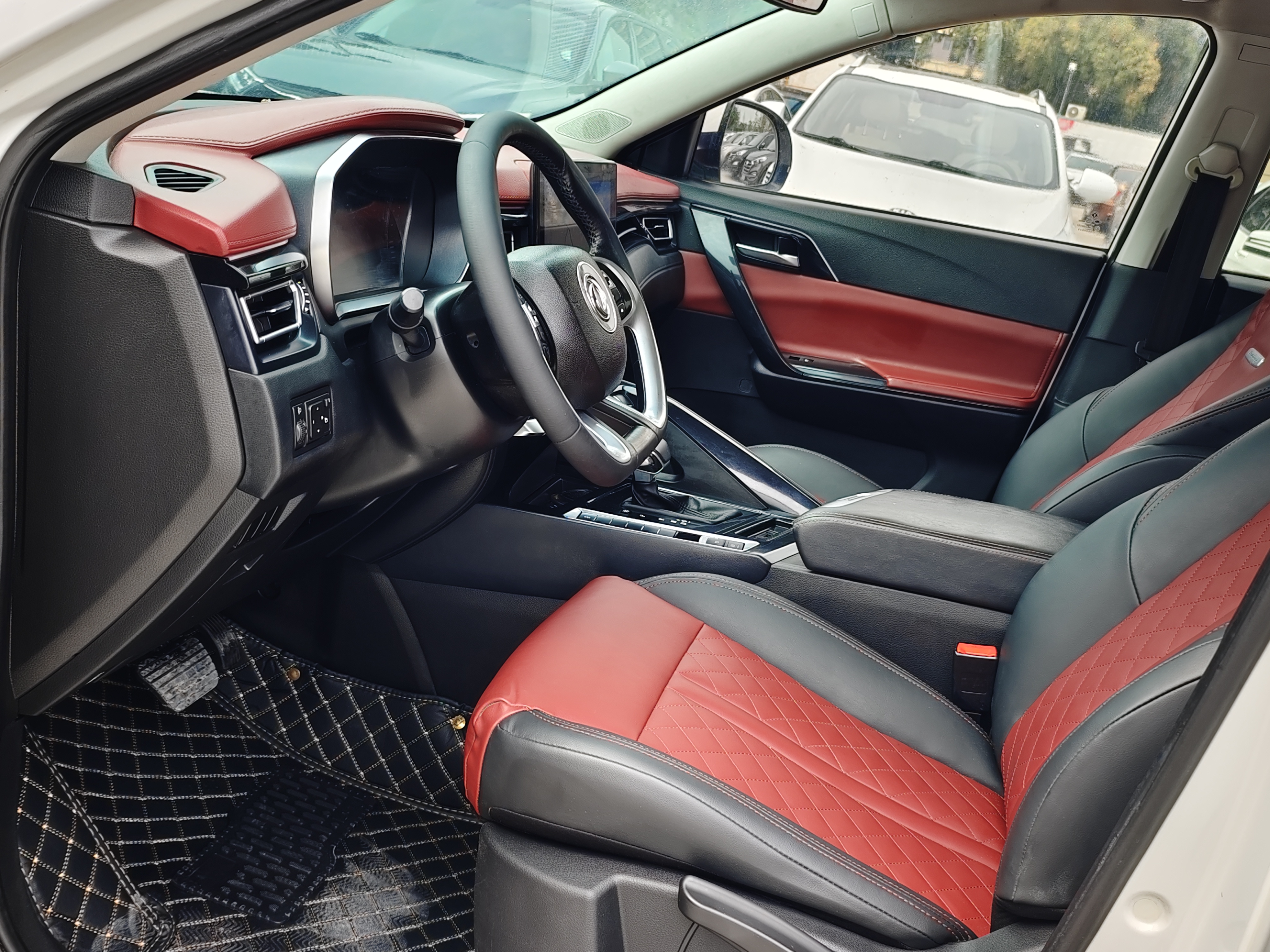 T5 2019 #7 T5 2019 car image #7