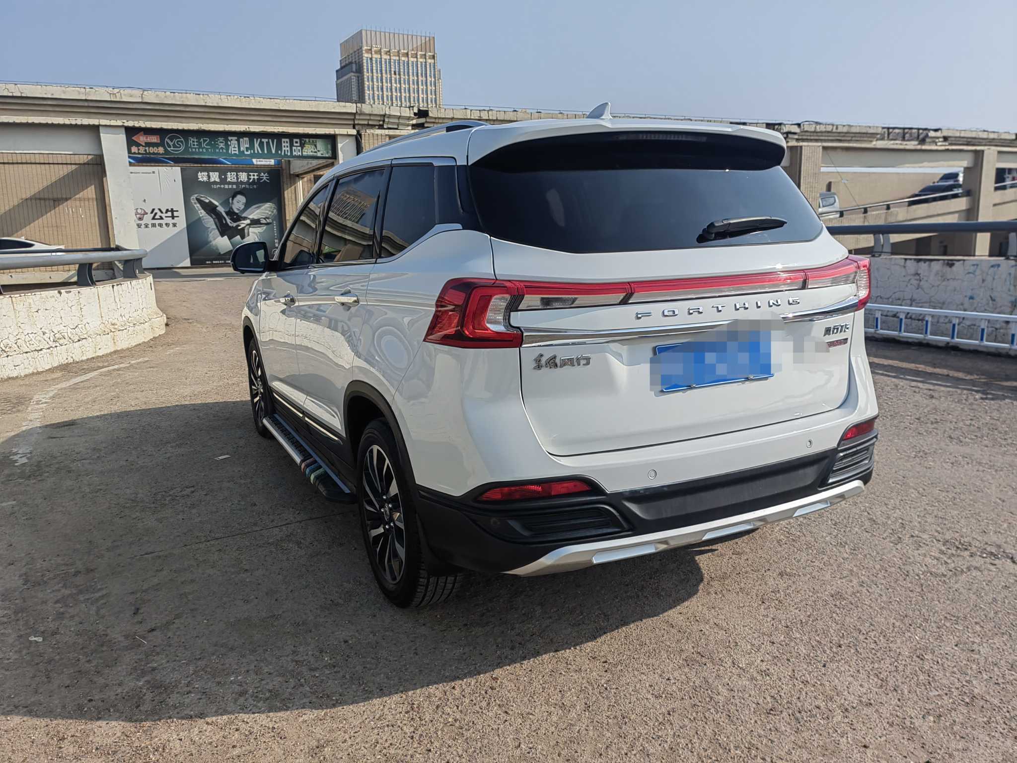 T5 2019 #7 T5 2019 car image #7