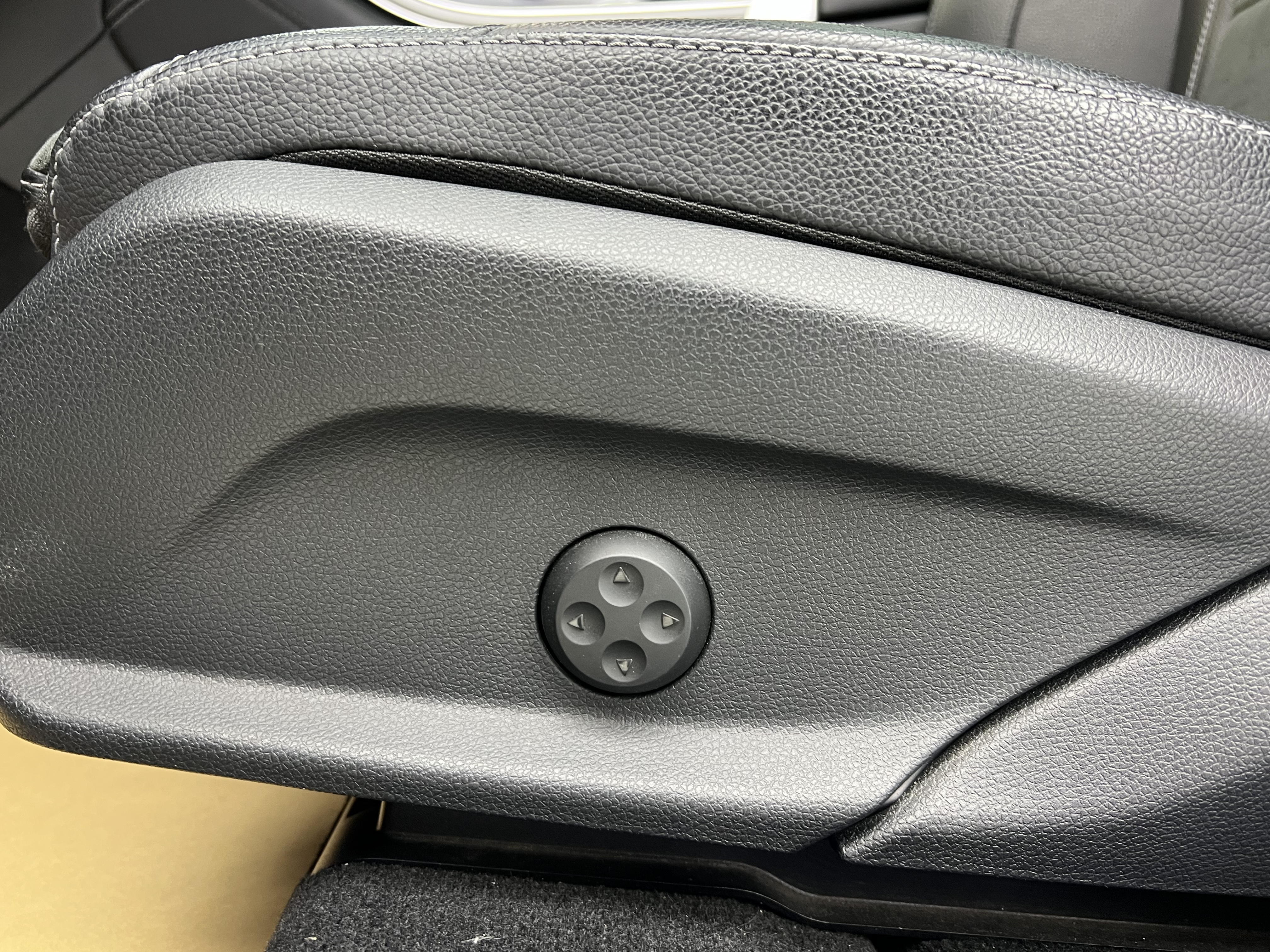 Mercedes-Benz GLC Coupe AMG 2020 image de voiture #7