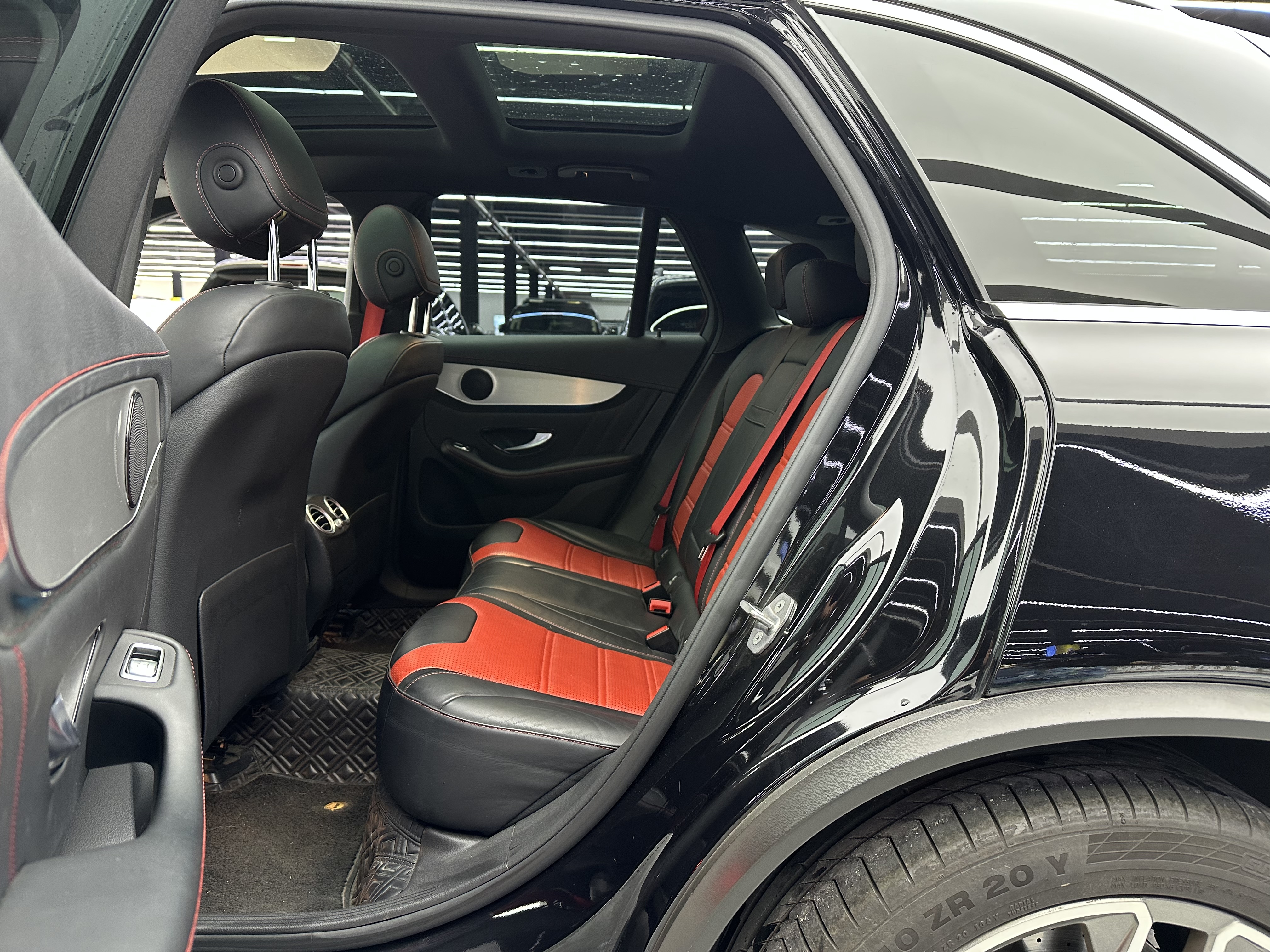 Mercedes-Benz GLC Coupe AMG 2019 image de voiture #7