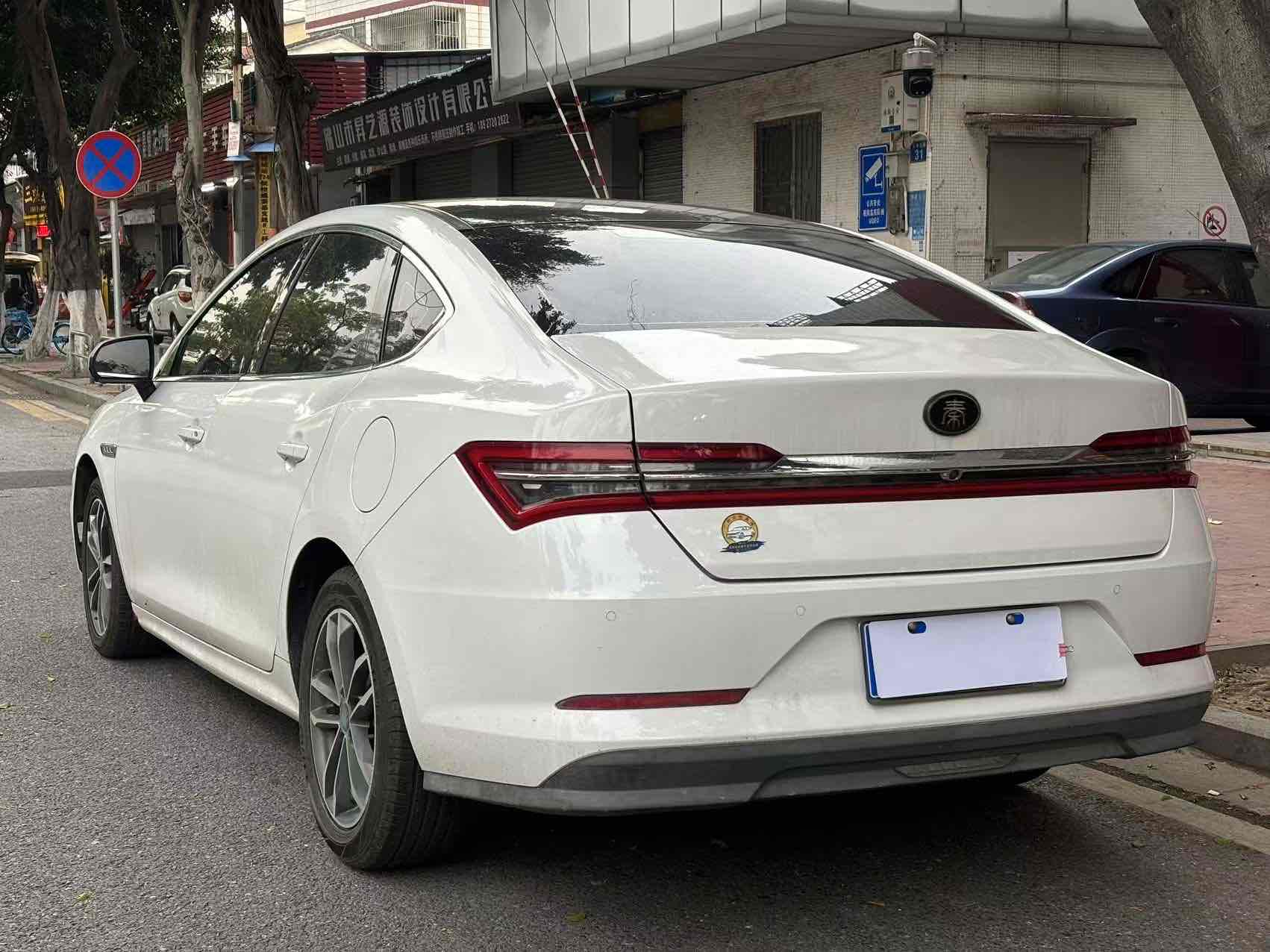 BYD Qin Pro 2018 #7 BYD Qin Pro 2018 car image #7