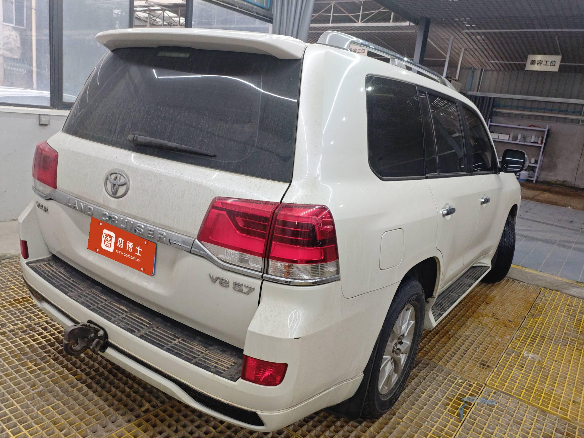 Toyota Land Cruiser 2017 immagine di auto #7