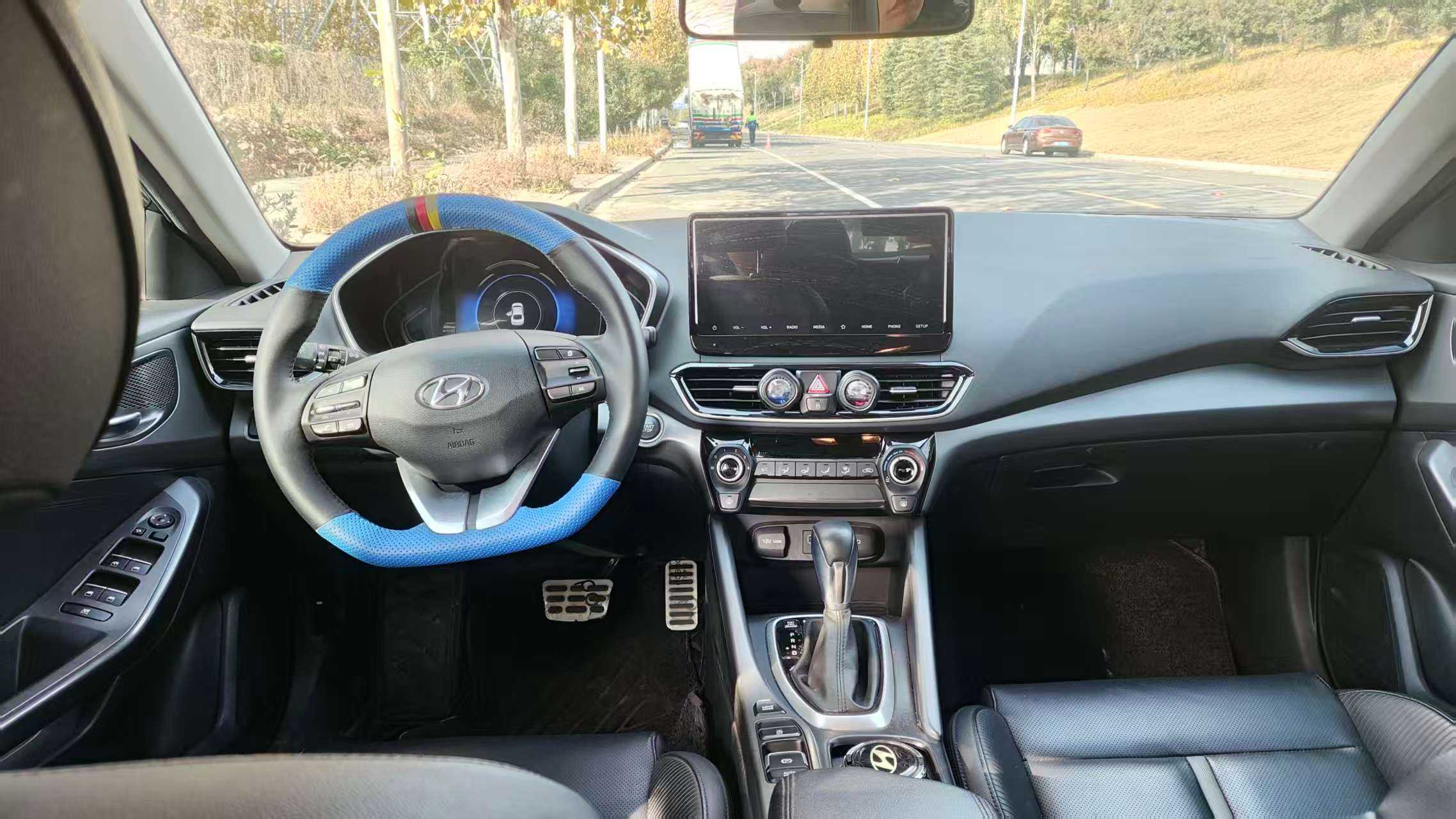 Hyundai Lafesta 2019 car image #7