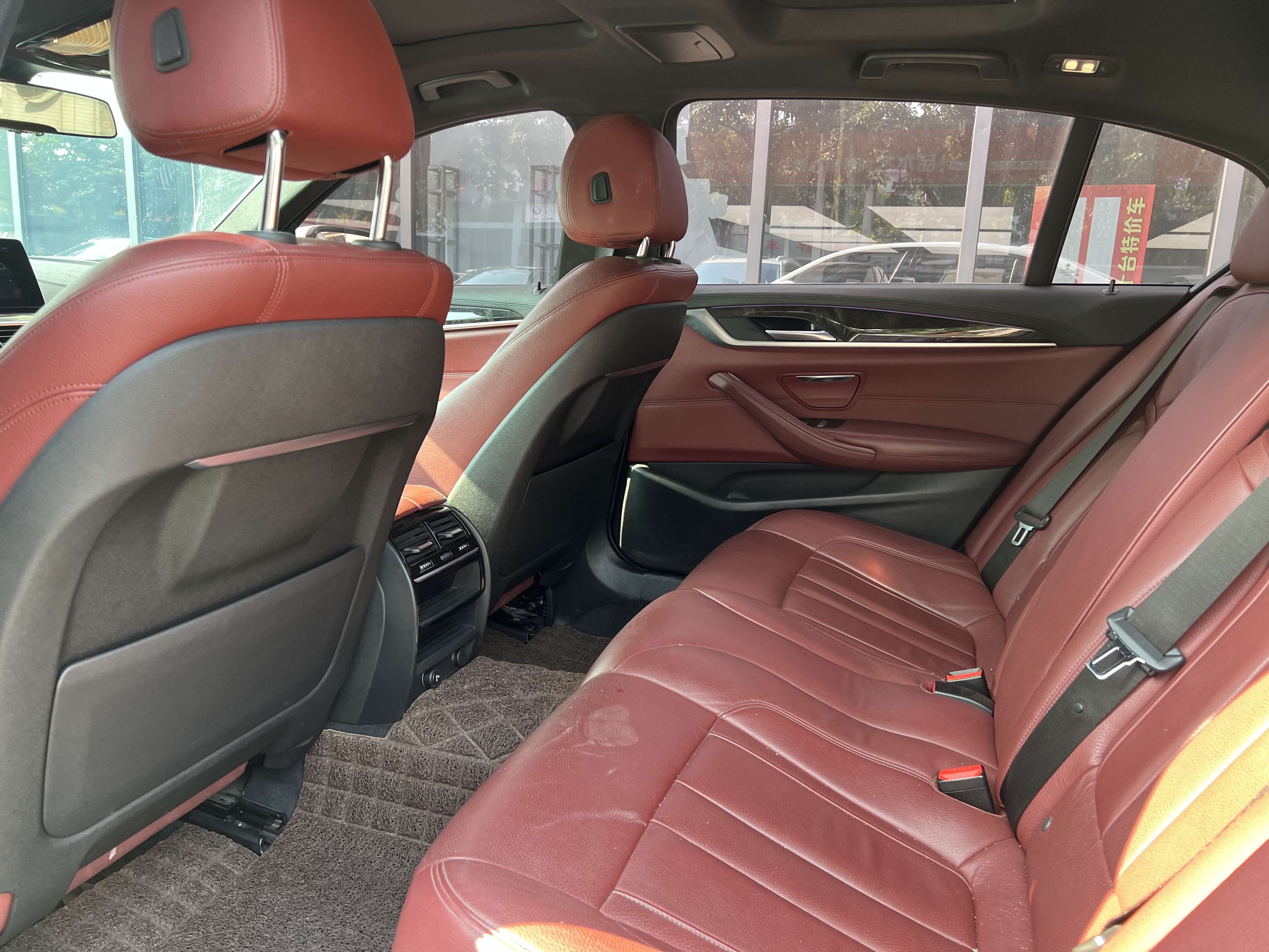 BMW 5 Series 2019 car image #7