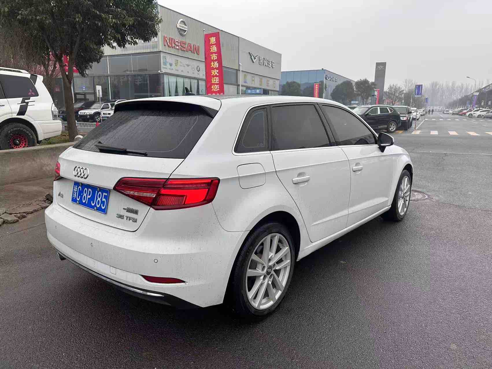 Audi A3 2019 car image #7