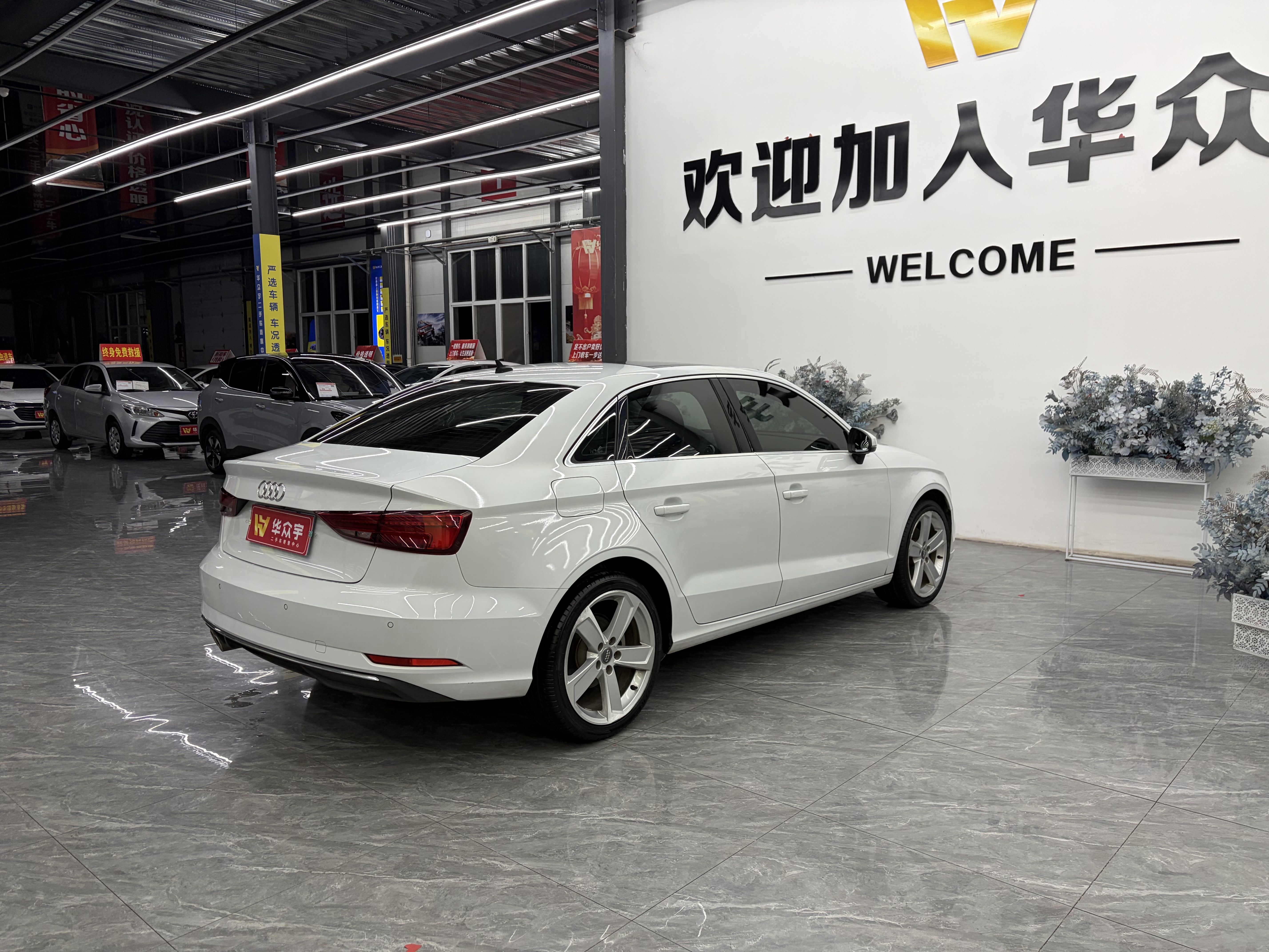 Audi A3 2019 car image #7