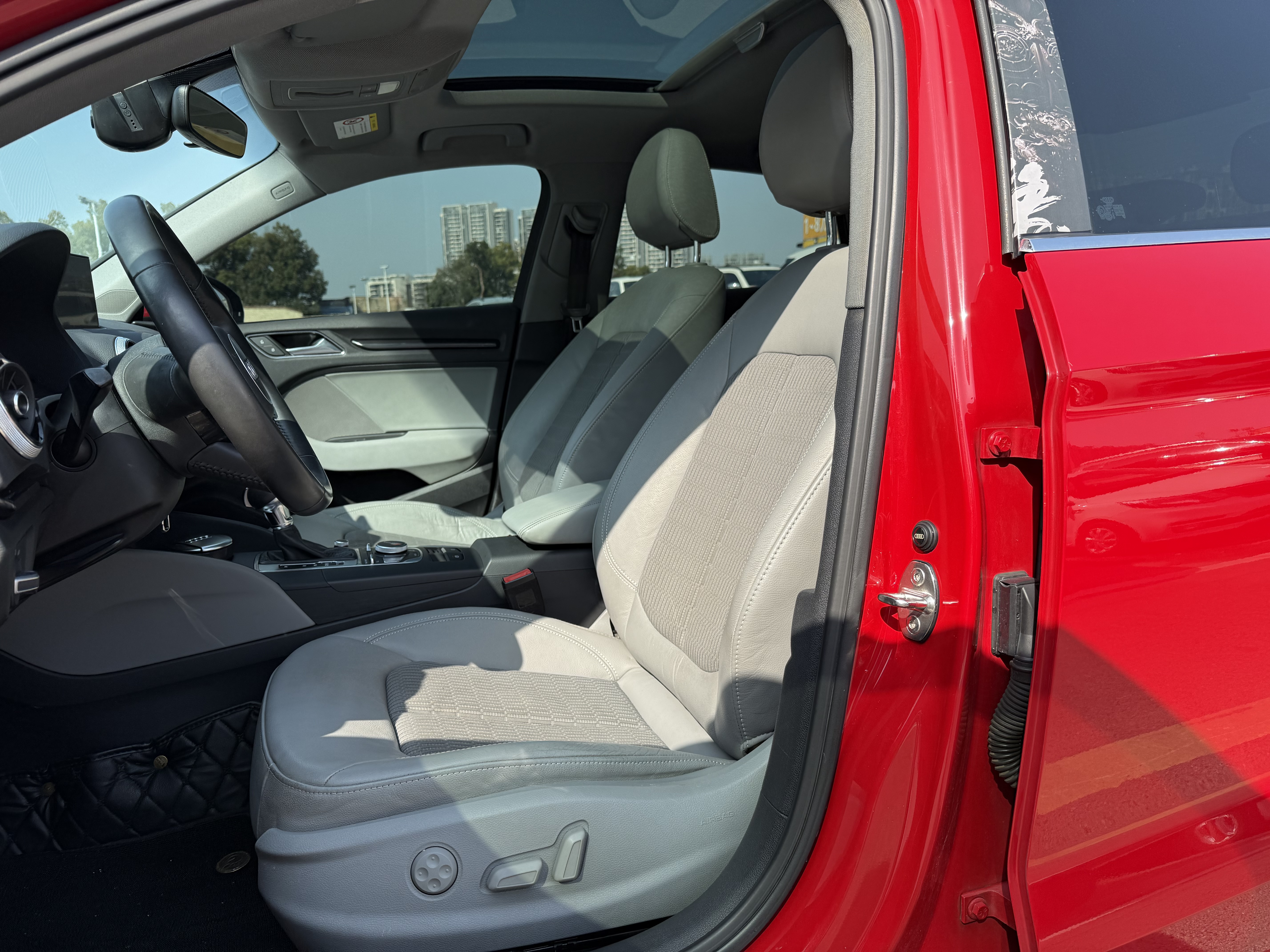 Audi A3 2019 car image #7