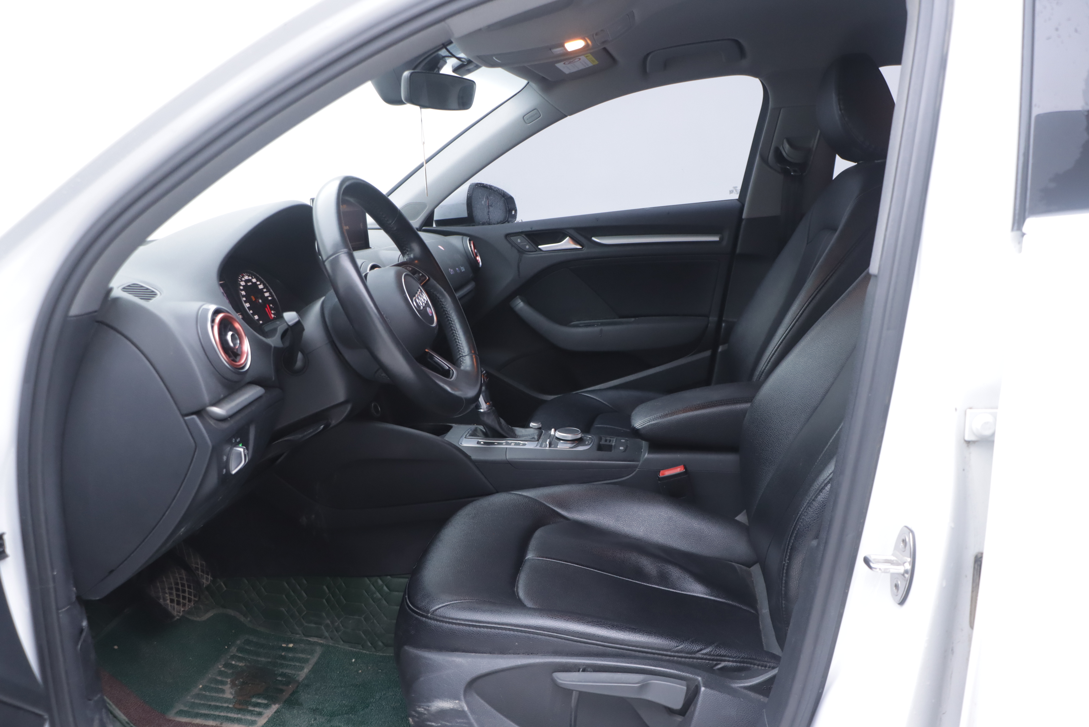 Audi A3 2019 car image #7