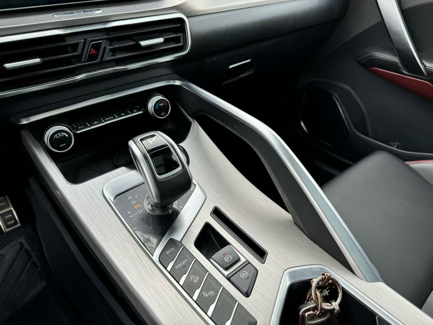 GEELY Coolray 2019 car image #7